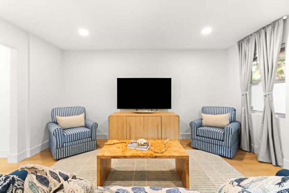 1218 Surf, Singer Island FL 33404
