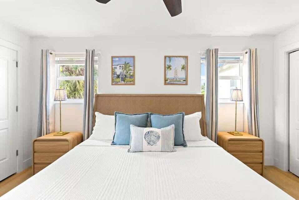1218 Surf, Singer Island FL 33404