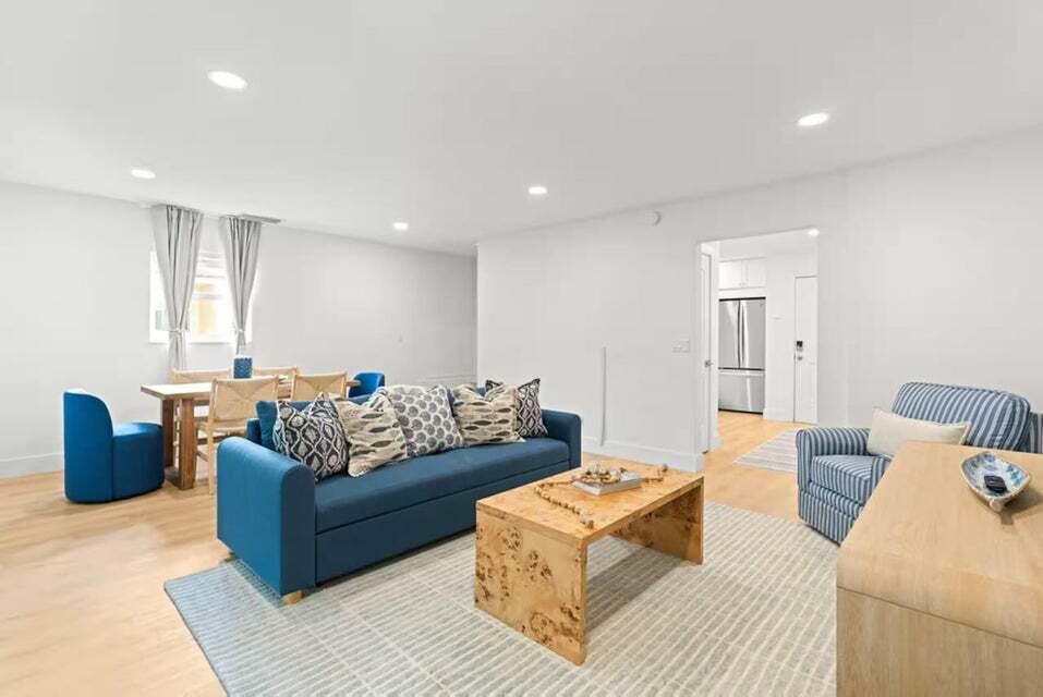 1218 Surf, Singer Island FL 33404