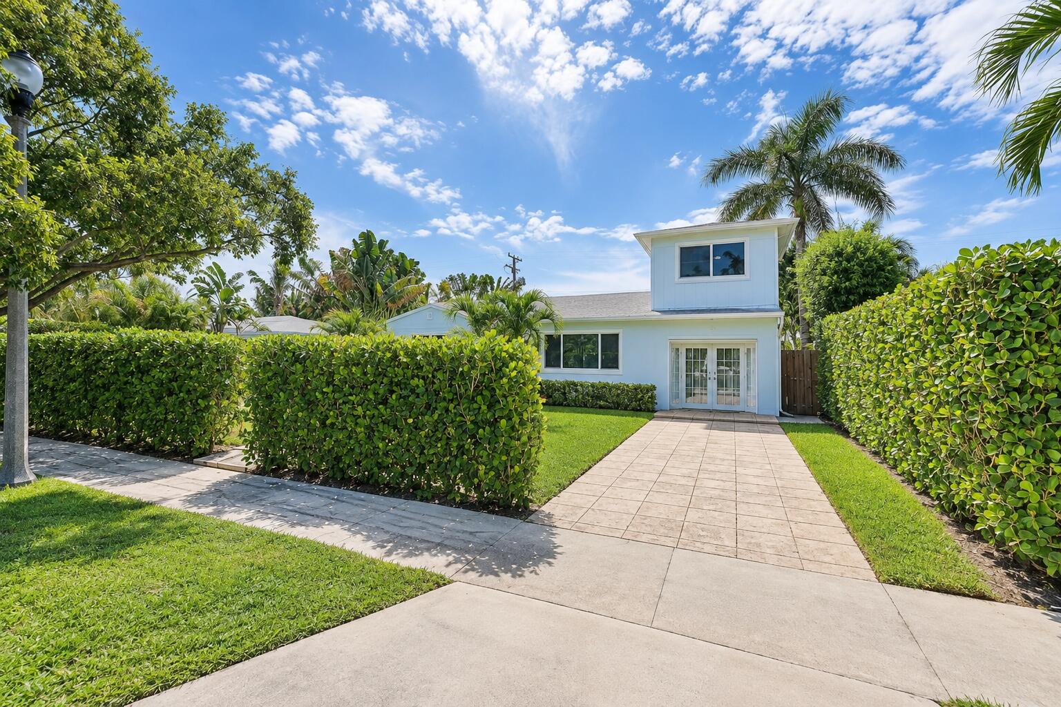 322 Maddock, West Palm Beach FL 33405
