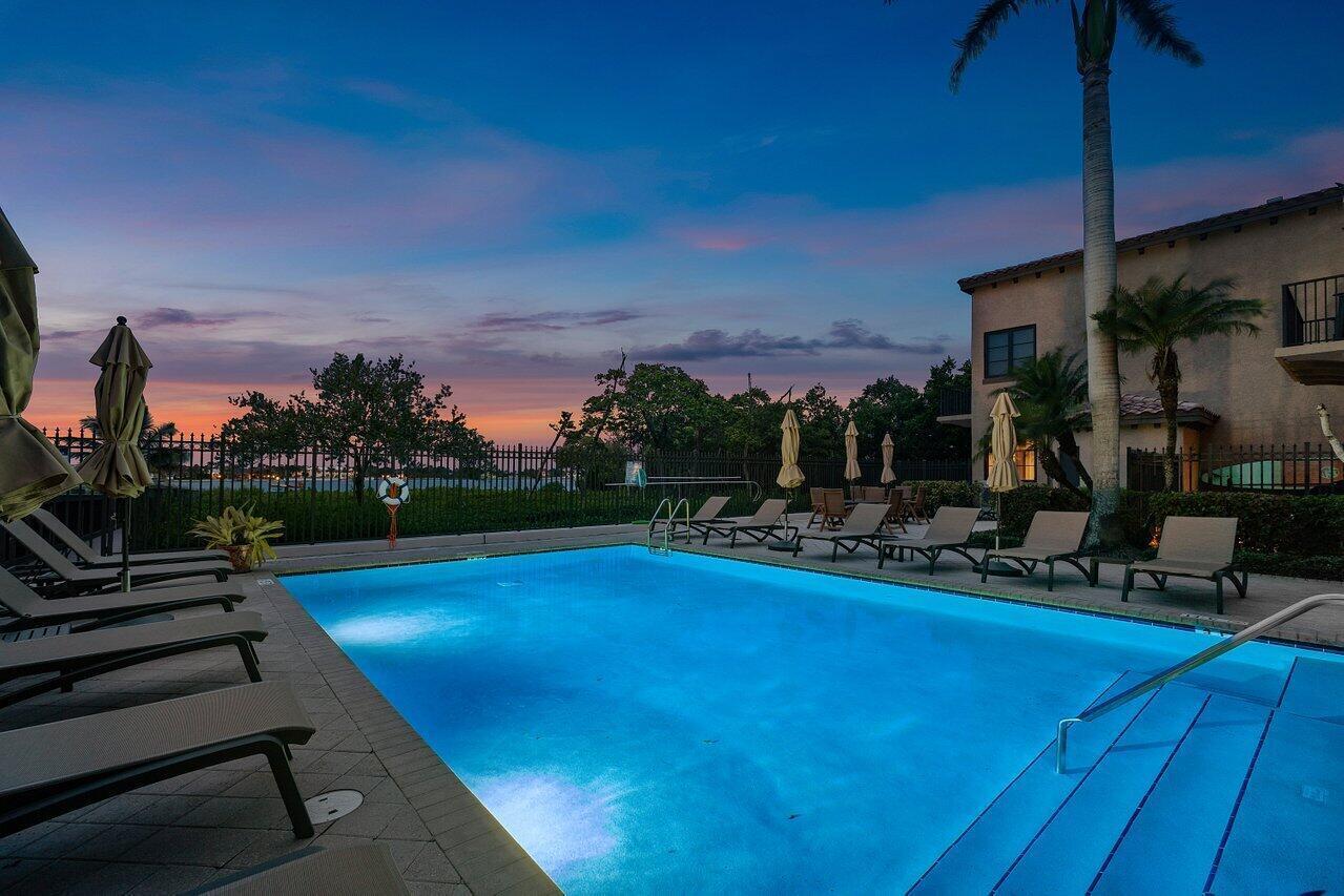 910 VIA VILLAGIO, Hypoluxo FL 33462