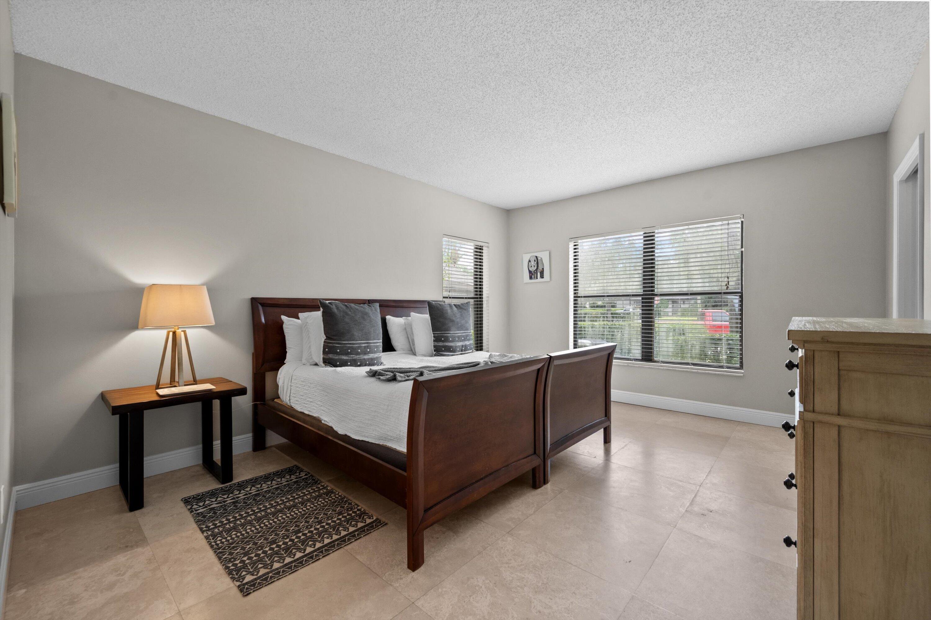 13329 Polo Club #105, Wellington FL 33414