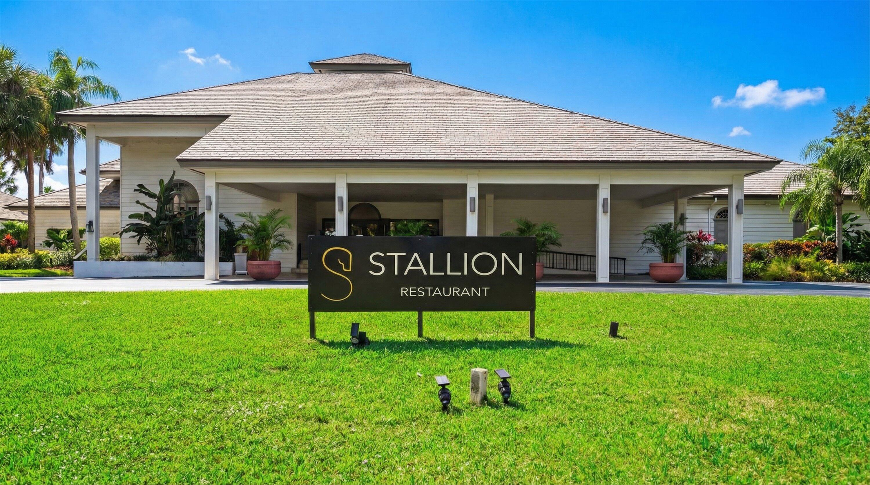 13329 Polo Club #105, Wellington FL 33414