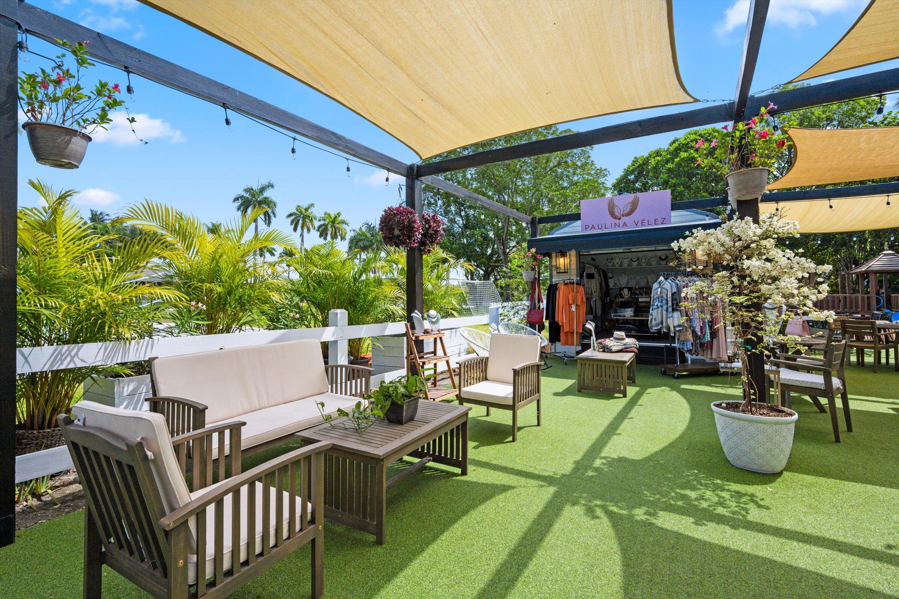 13329 Polo Club #105, Wellington FL 33414