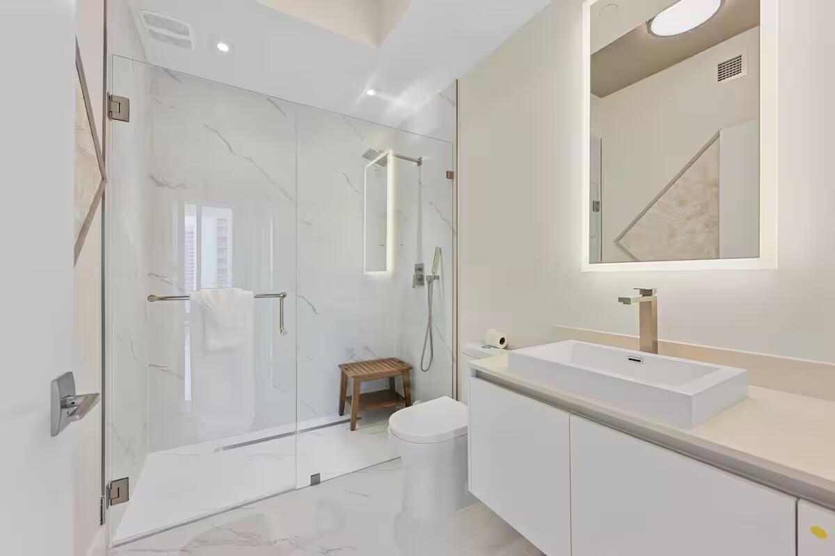 3100 N Ocean #H1707, Singer Island FL 33404