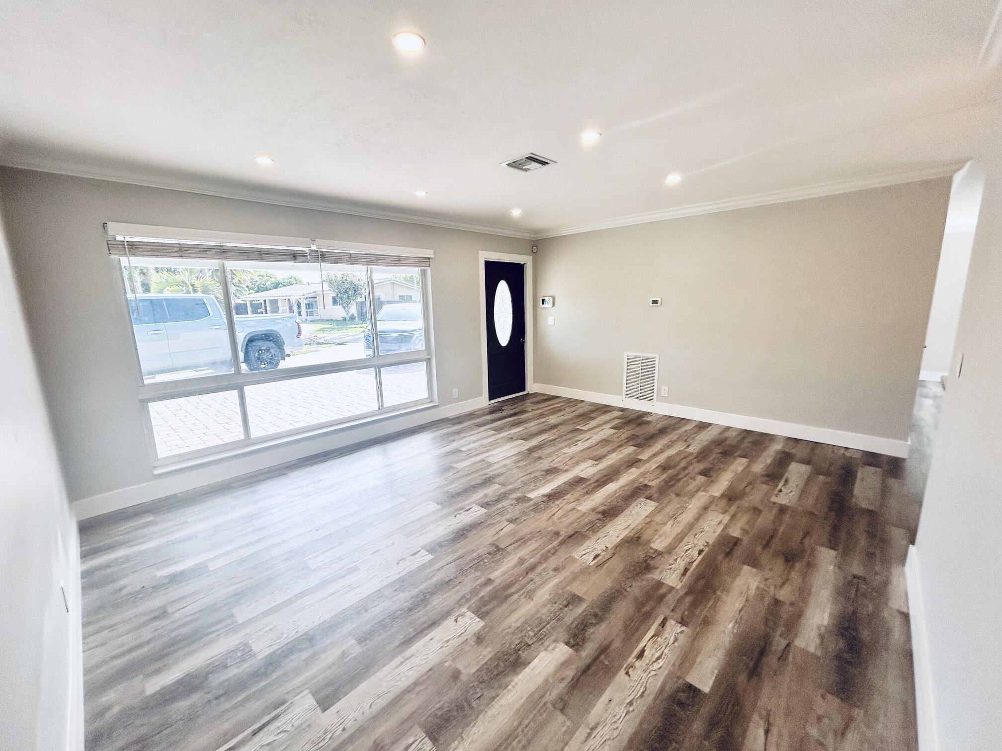 328 SE 6TH, Deerfield Beach FL 33441