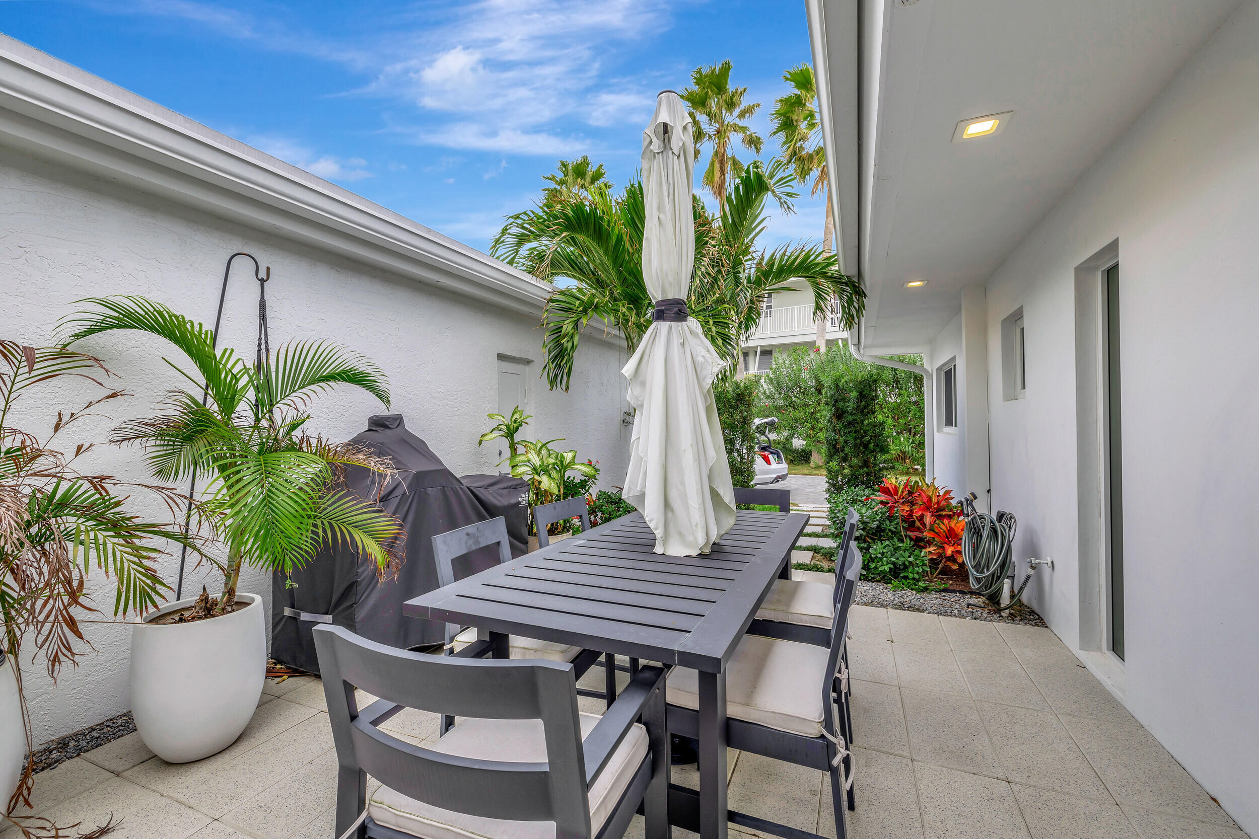 1212 HILLSBORO MILE #20, Hillsboro Beach FL 33062