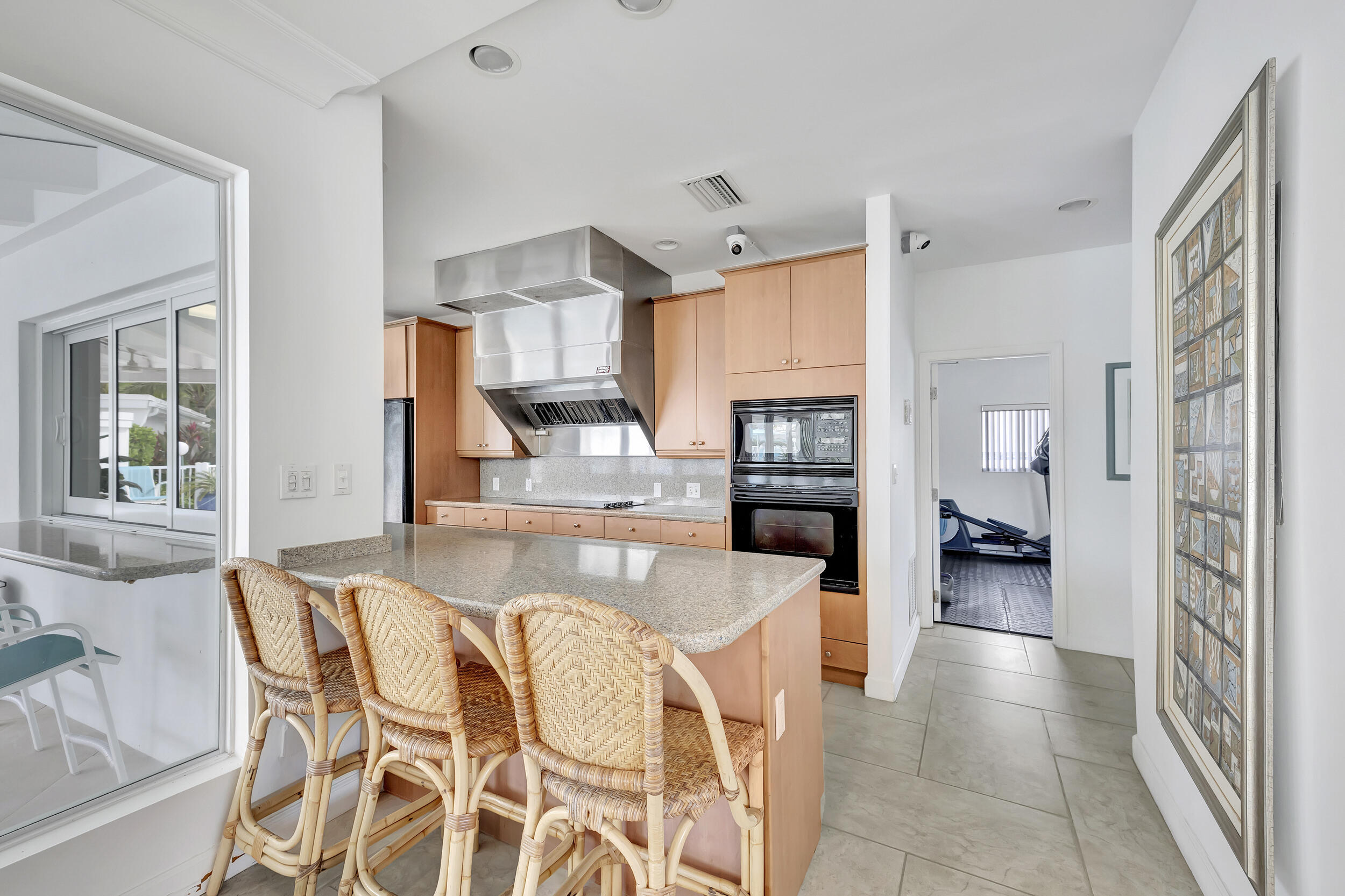 1212 HILLSBORO MILE #20, Hillsboro Beach FL 33062