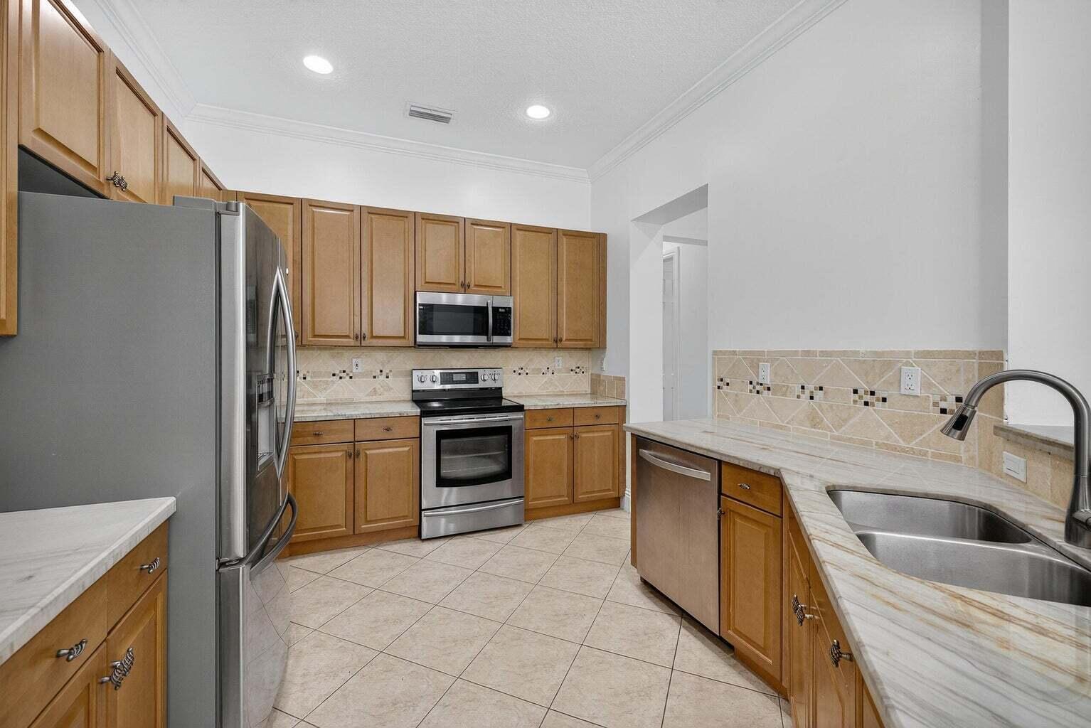 6072 NW 116TH, Coral Springs FL 33076