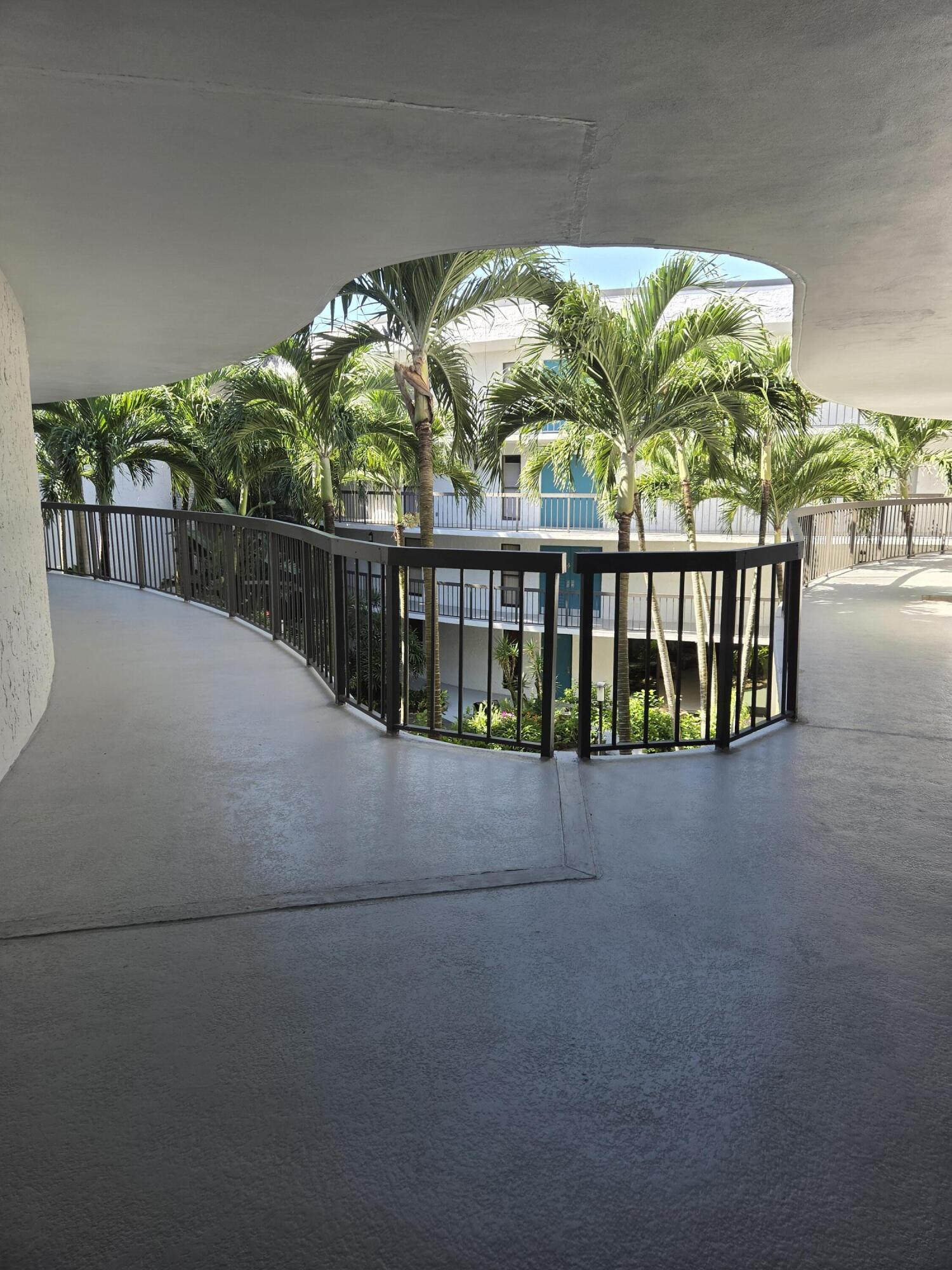 1357 NE OCEAN #304, Stuart FL 34996
