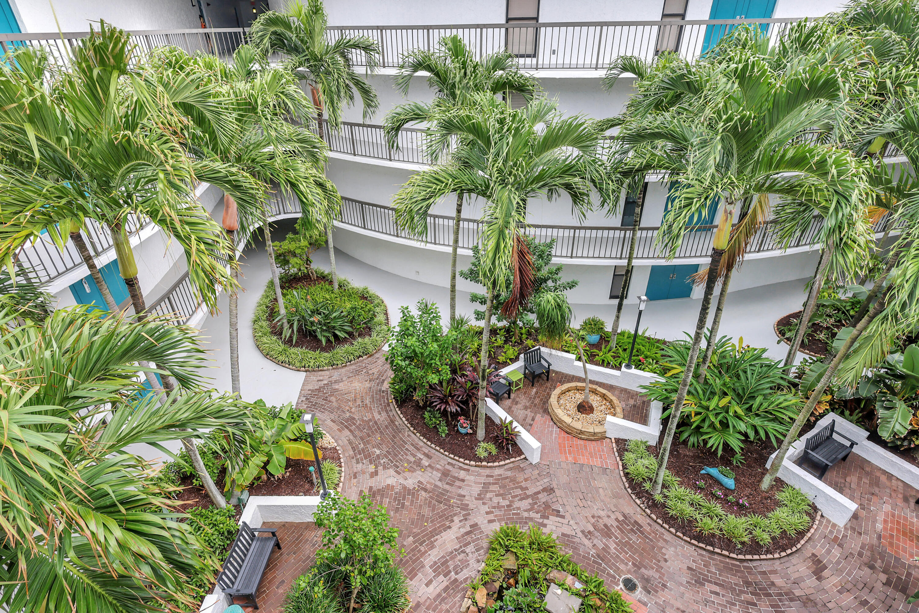 1357 NE OCEAN #304, Stuart FL 34996