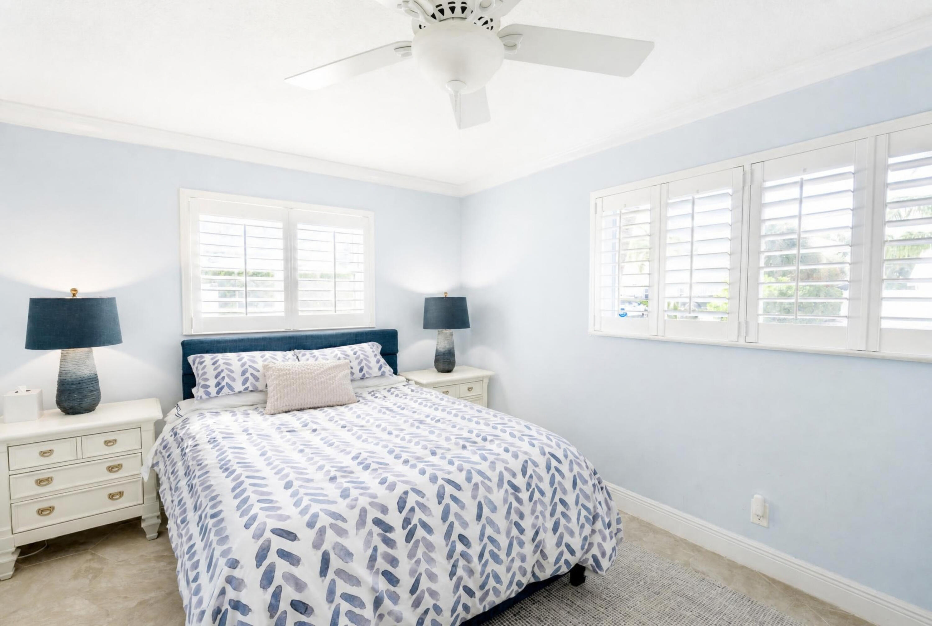 121 TACOMA, Palm Beach Shores FL 33404