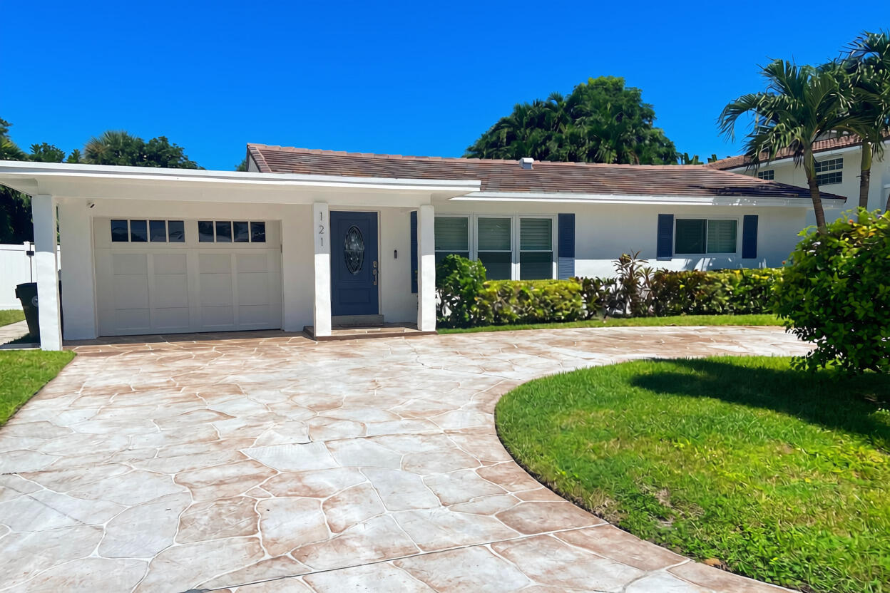 121 TACOMA, Palm Beach Shores FL 33404