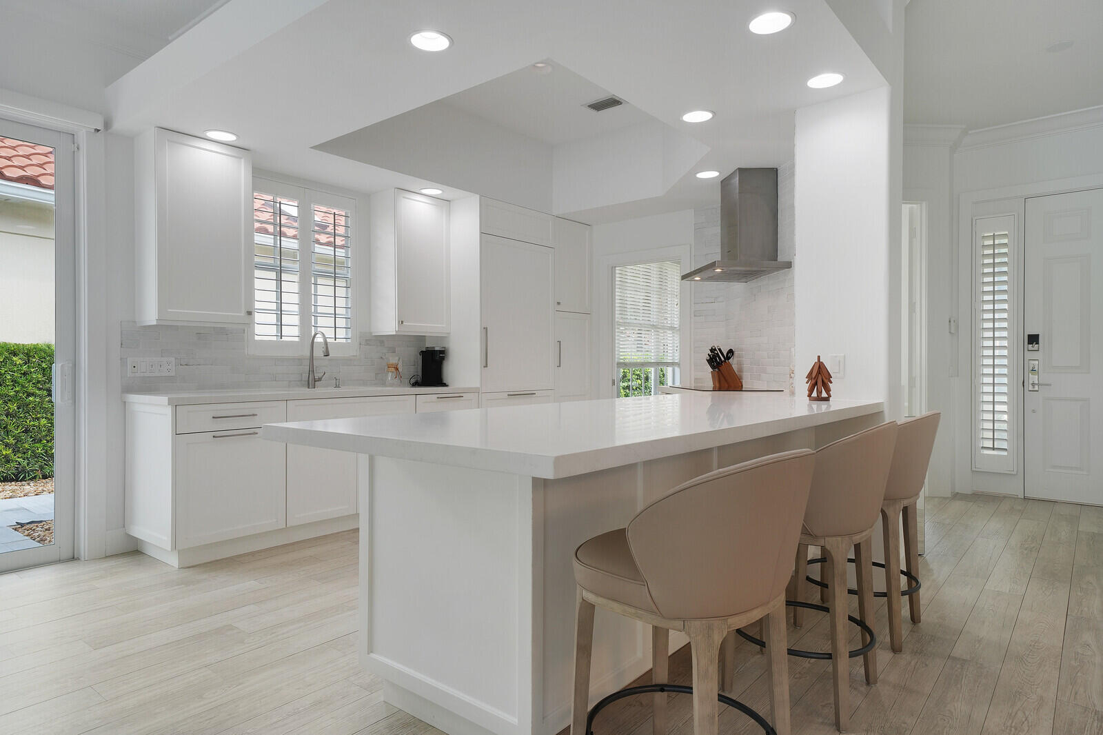 615 Rosa, Palm Beach Gardens FL 33410