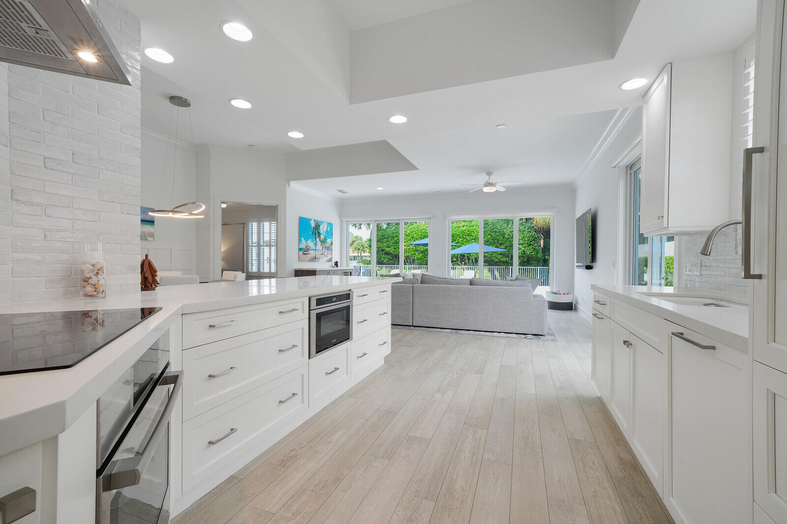 615 Rosa, Palm Beach Gardens FL 33410