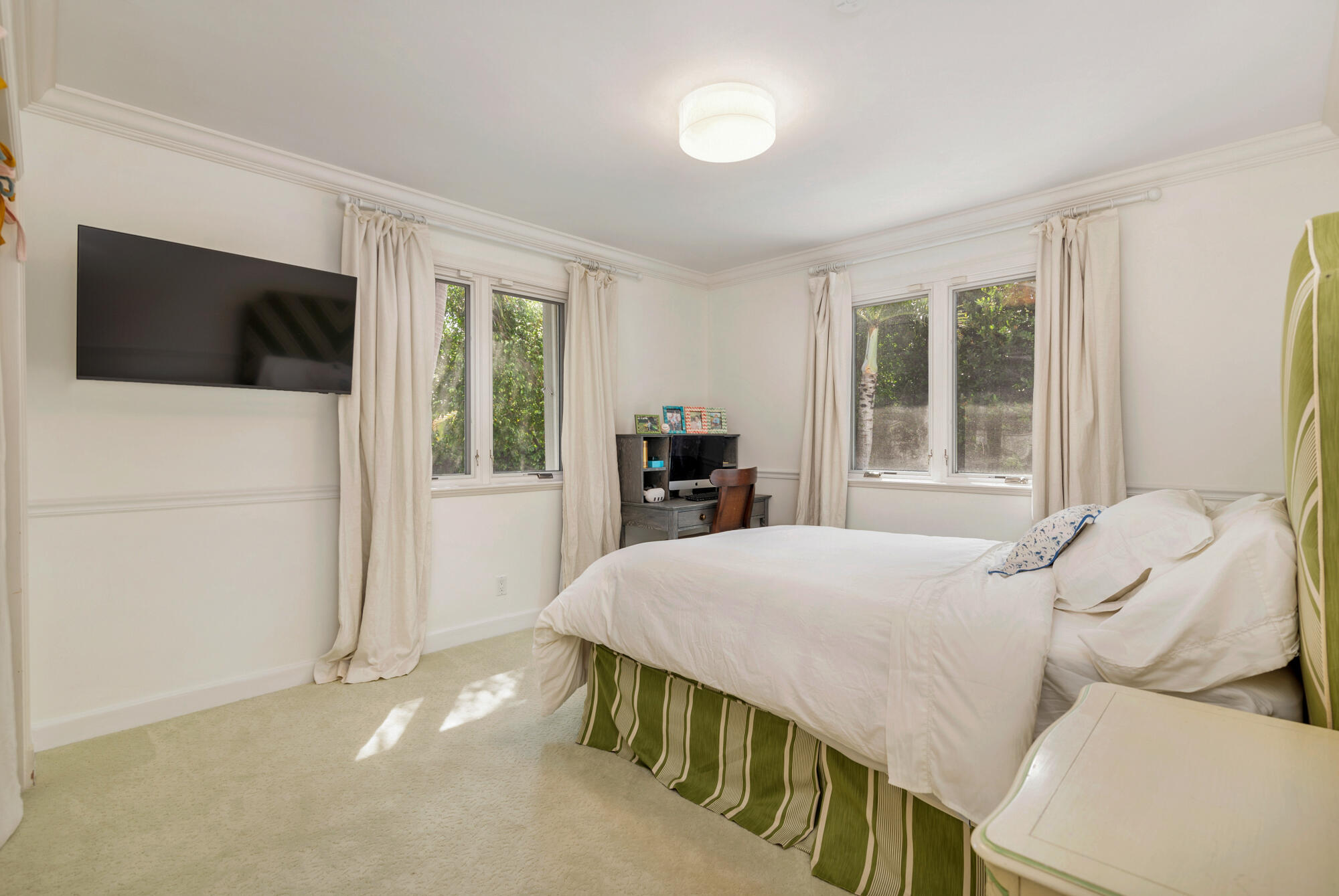 250 MURRAY, West Palm Beach FL 33405