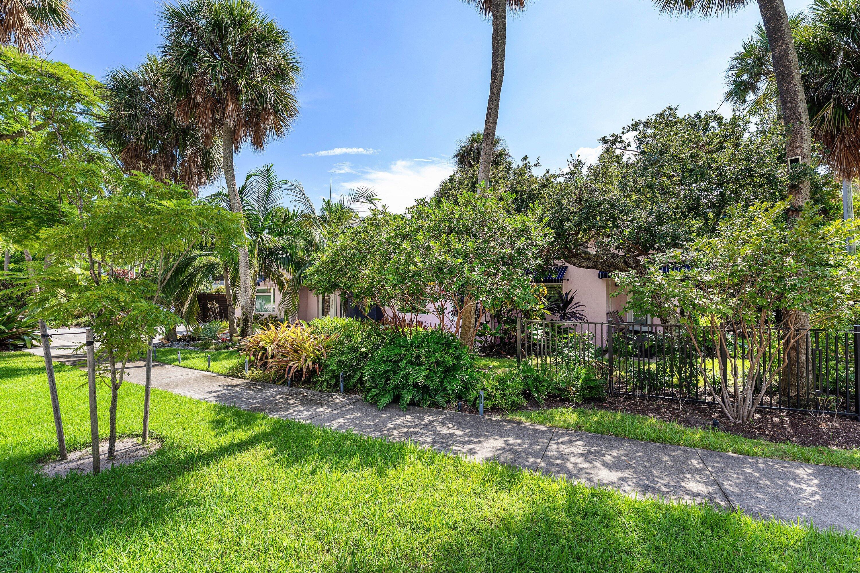 742 PARK, Boca Raton FL 33432