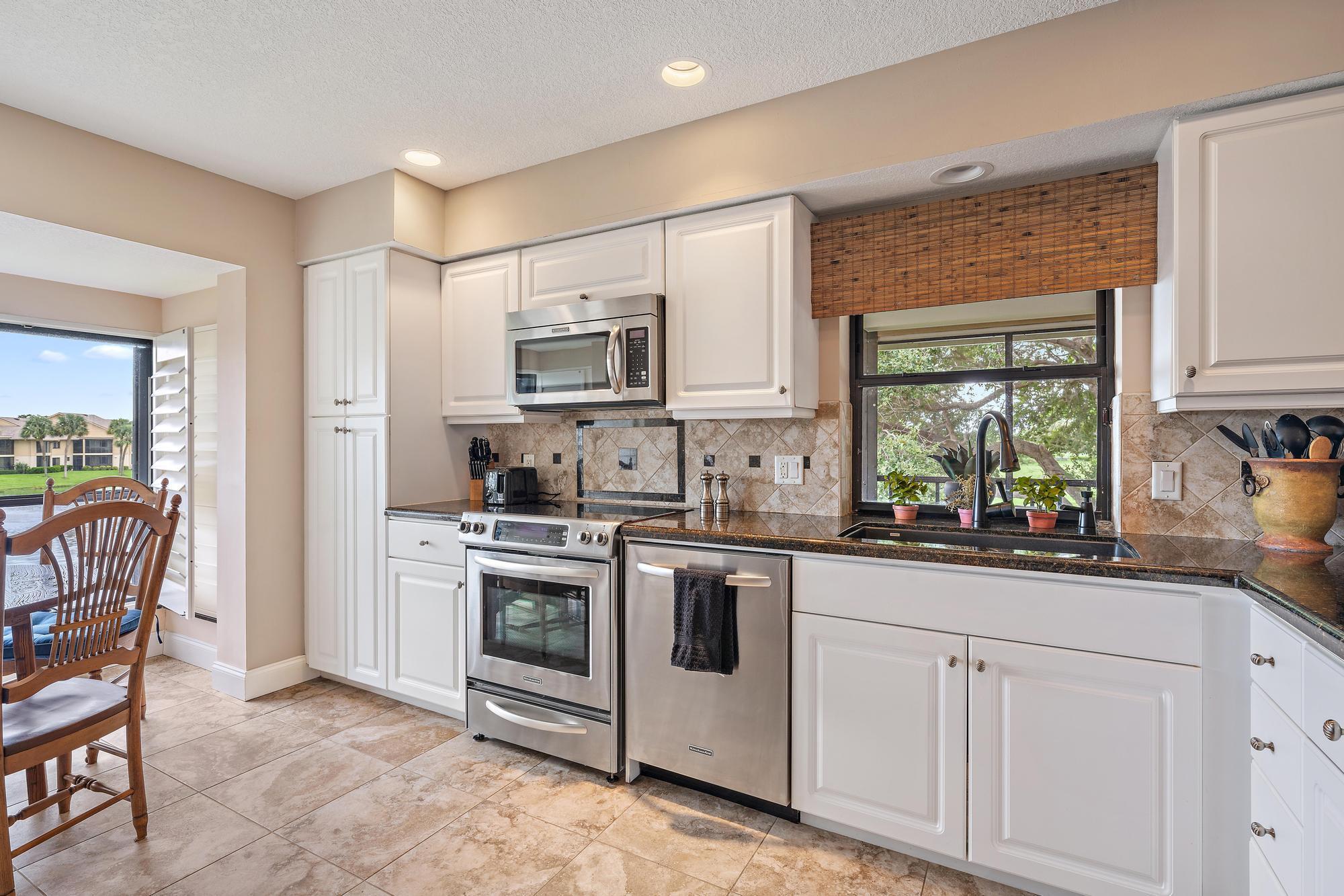 3881 Back Bay #220, Jupiter FL 33477