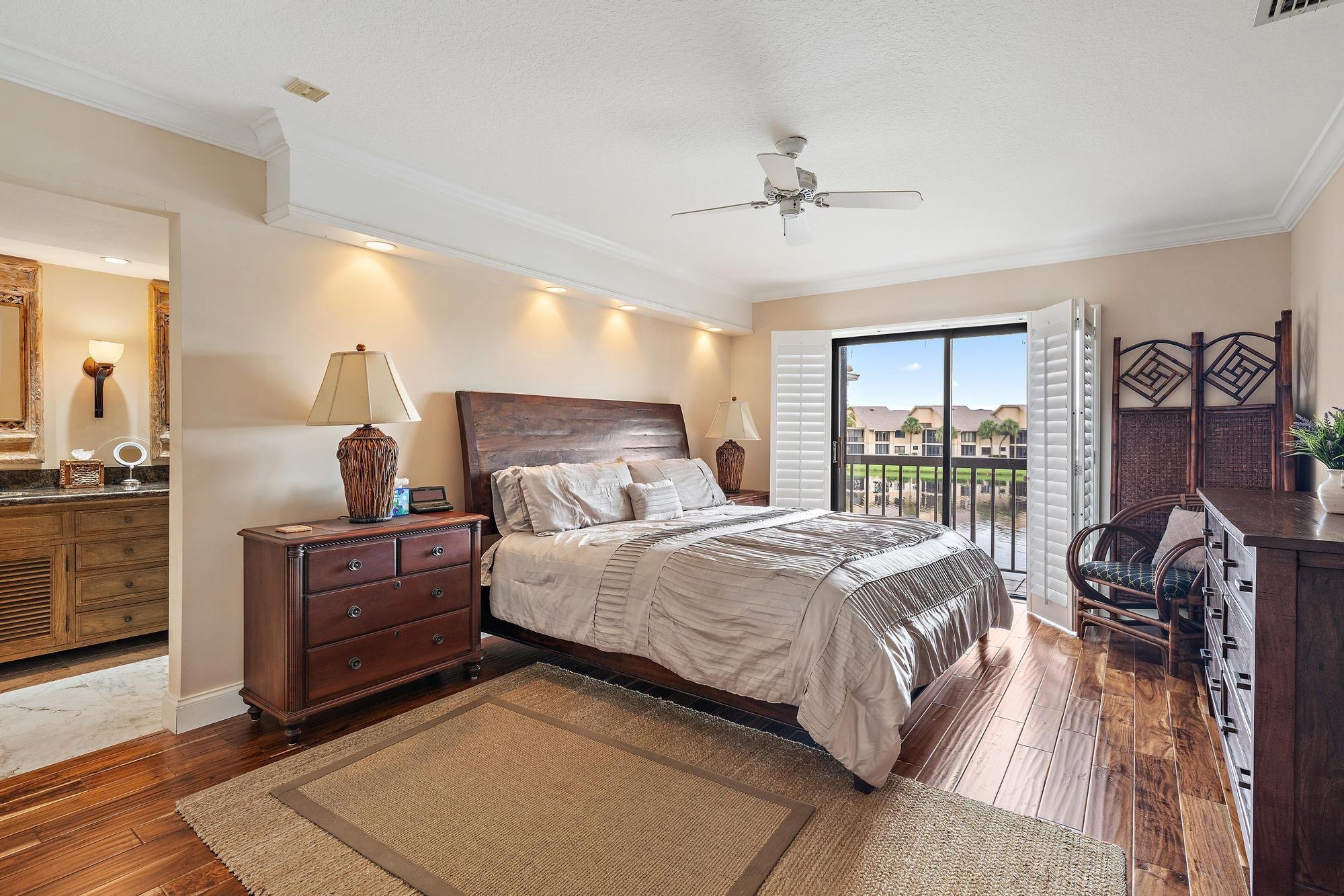 3881 Back Bay #220, Jupiter FL 33477