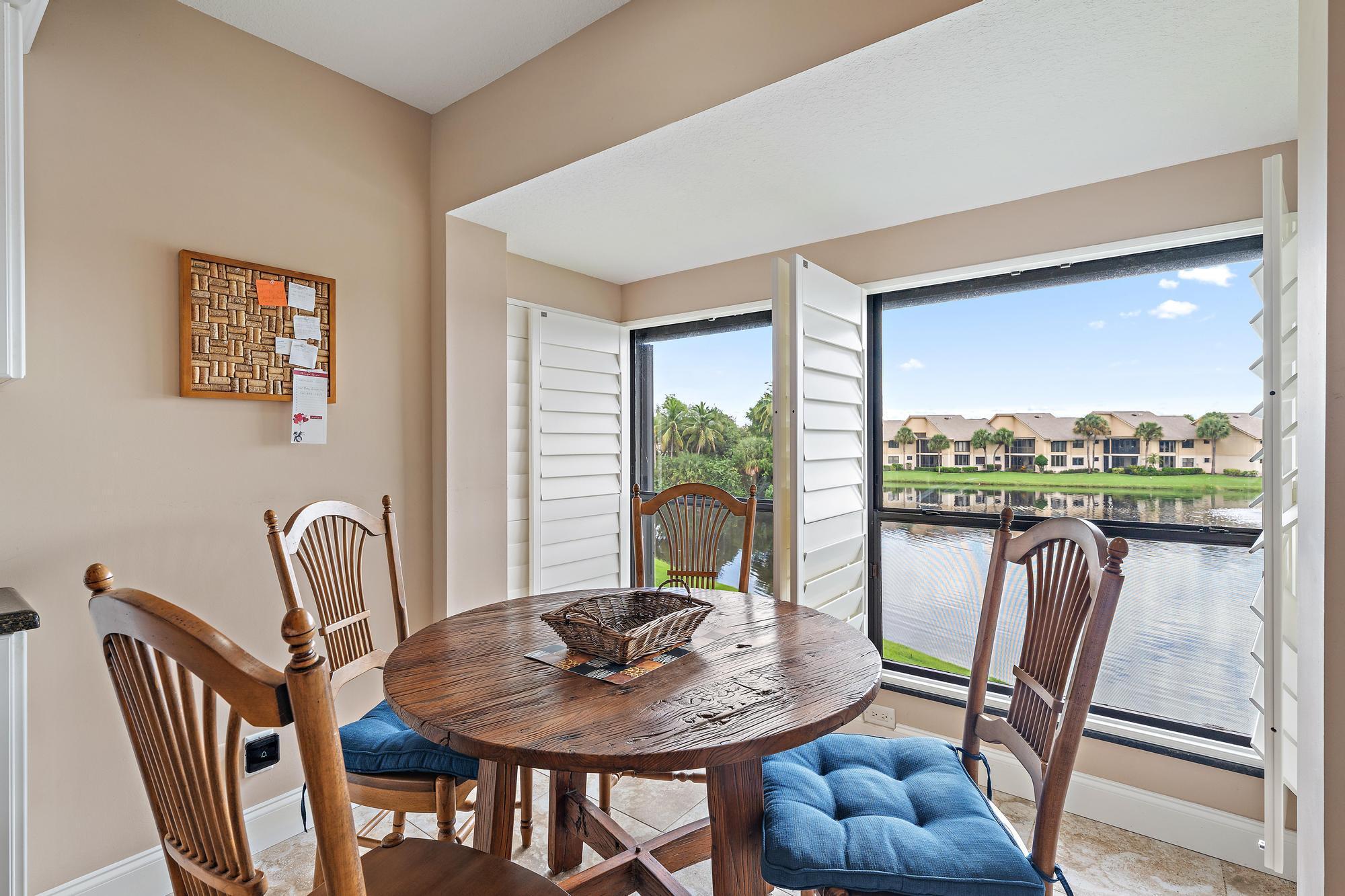 3881 Back Bay #220, Jupiter FL 33477