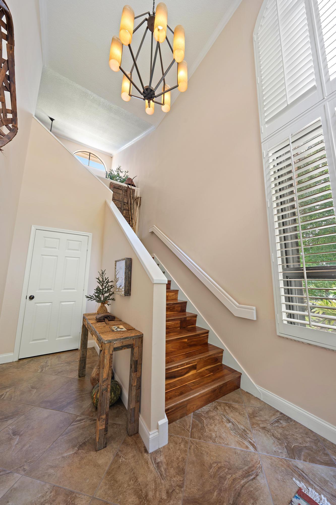 3881 Back Bay #220, Jupiter FL 33477