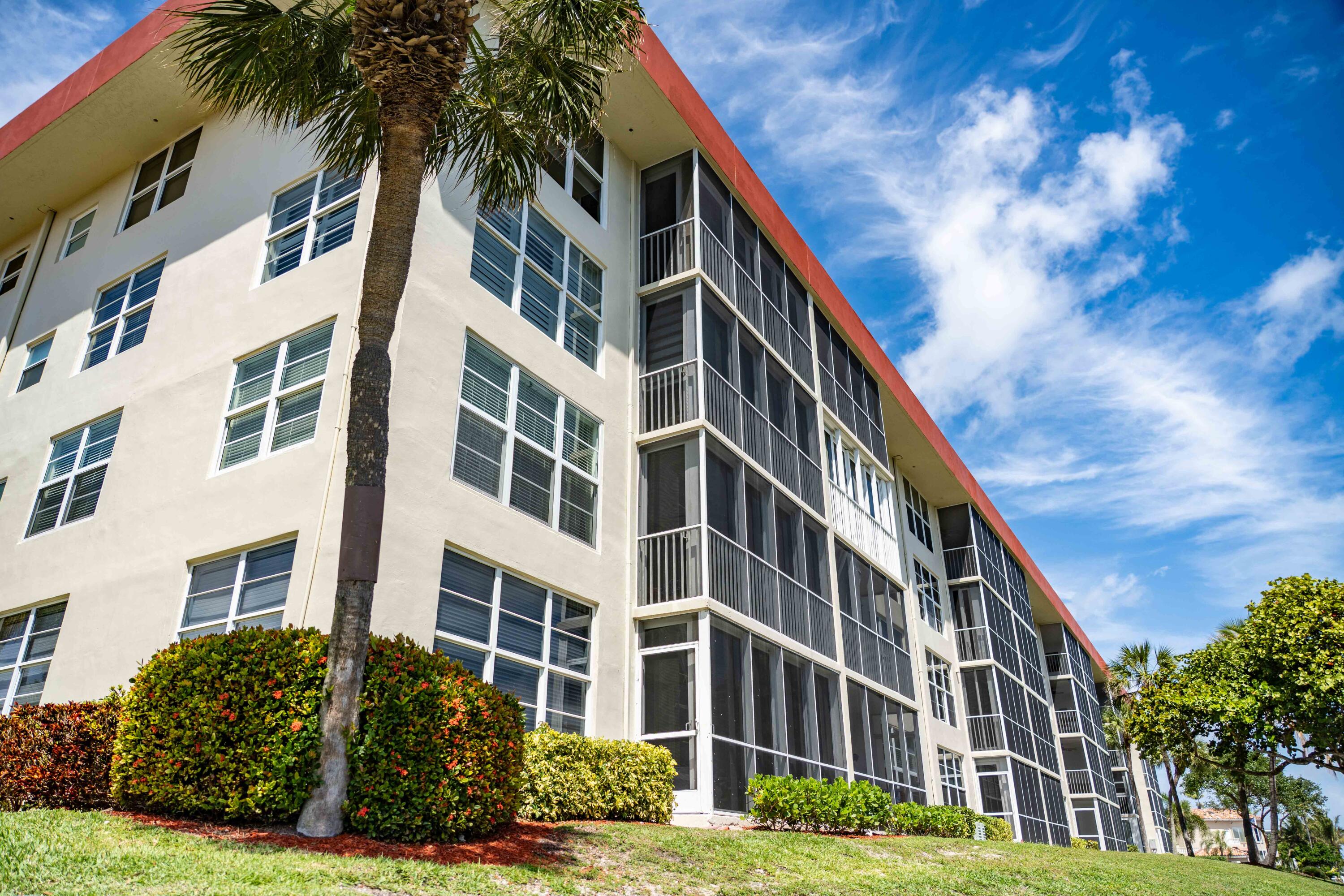 3180 NE 48TH #309, Lighthouse Point FL 33064