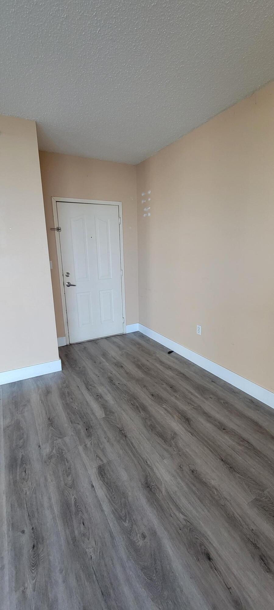 5099 NW 7TH #902, Miami FL 33126