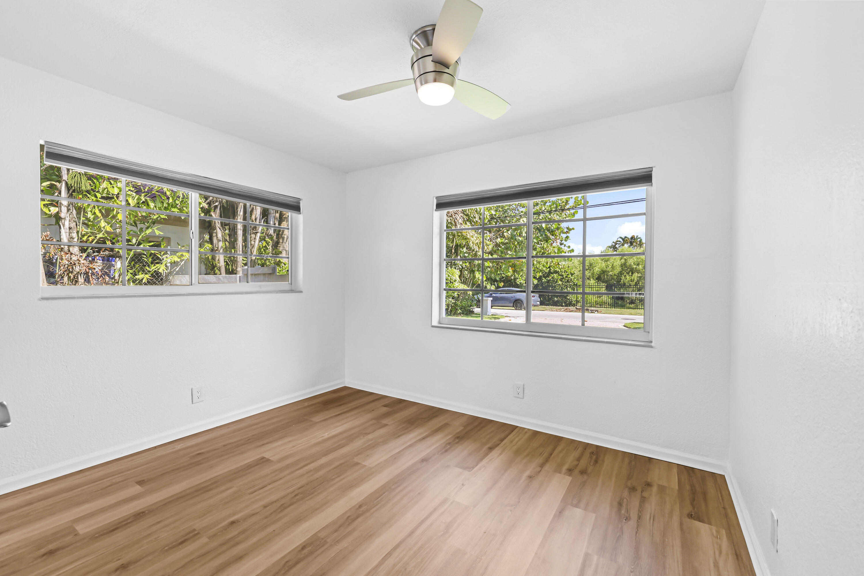 2265 NE 24th, Lighthouse Point FL 33064