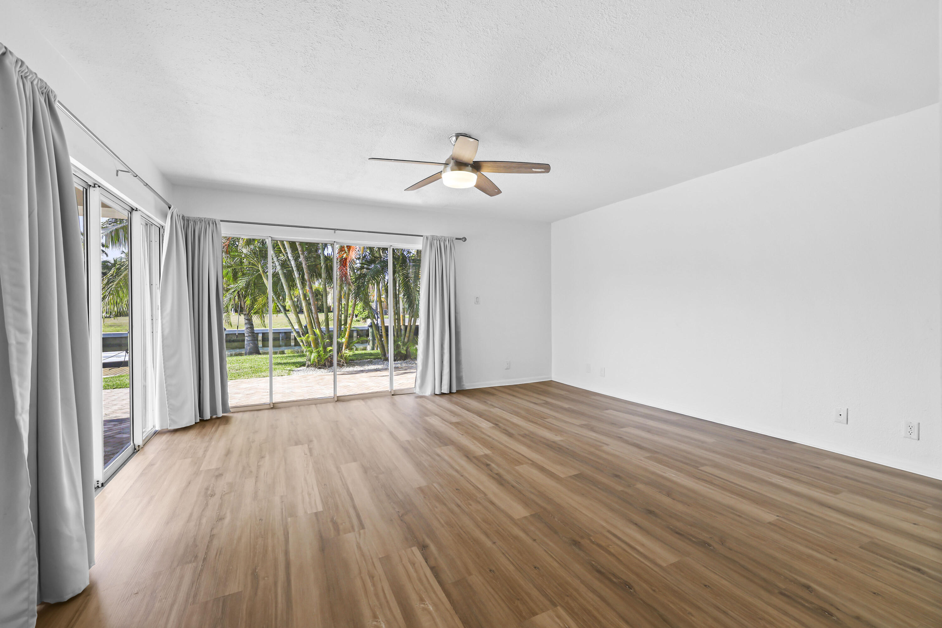 2265 NE 24th, Lighthouse Point FL 33064