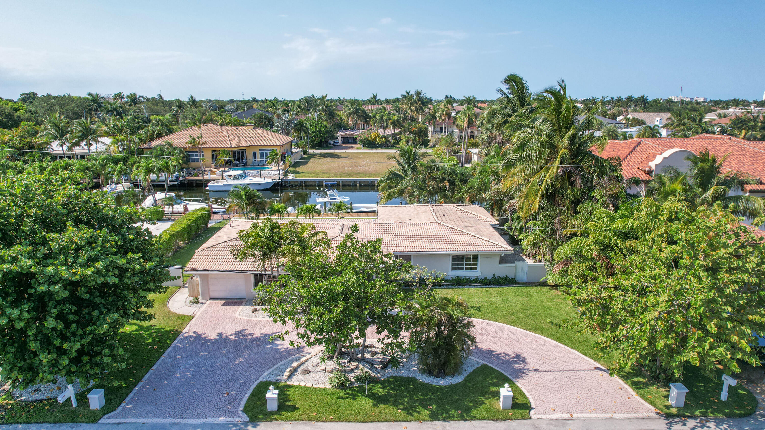 2265 NE 24th, Lighthouse Point FL 33064