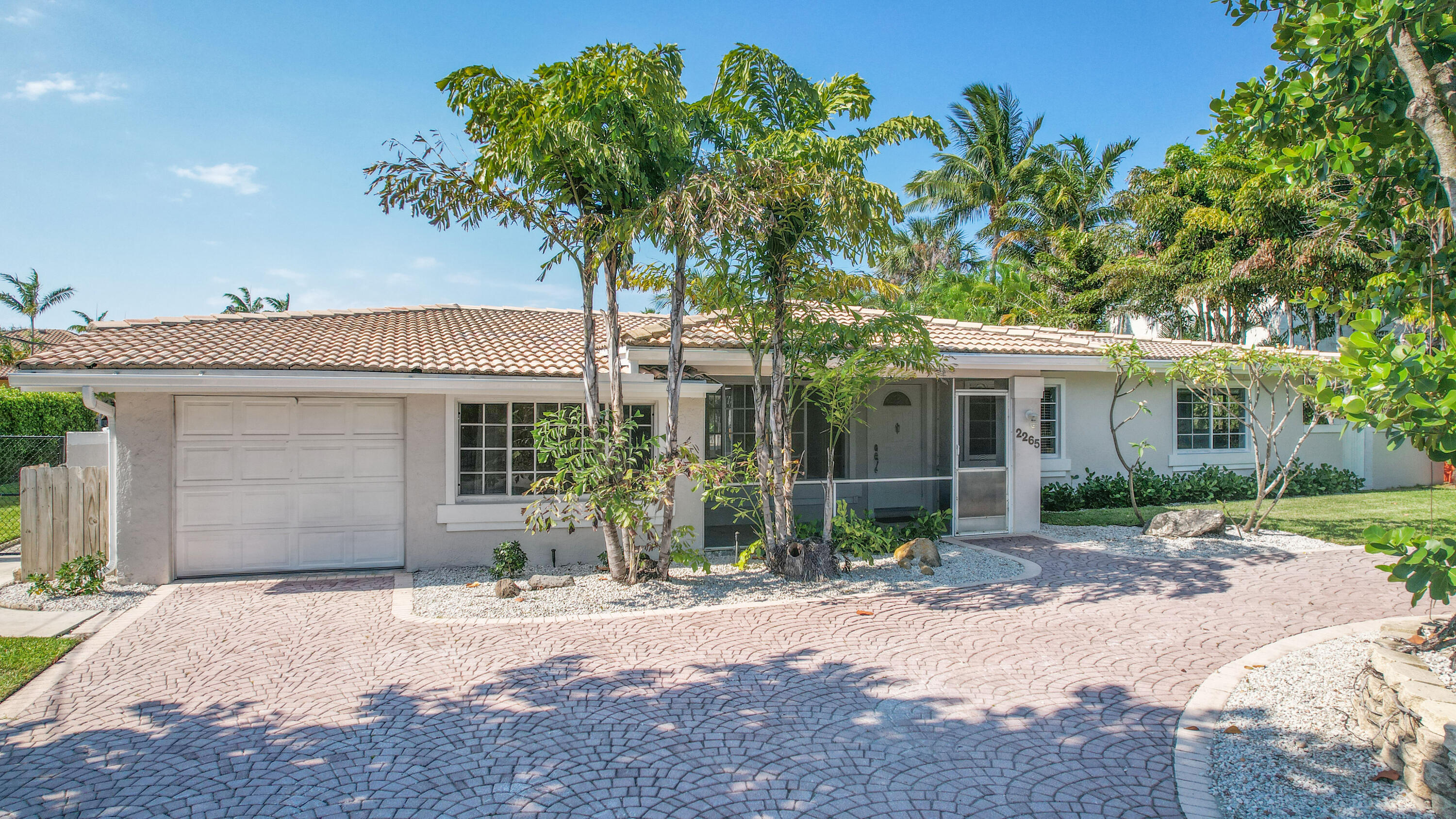 2265 NE 24th, Lighthouse Point FL 33064