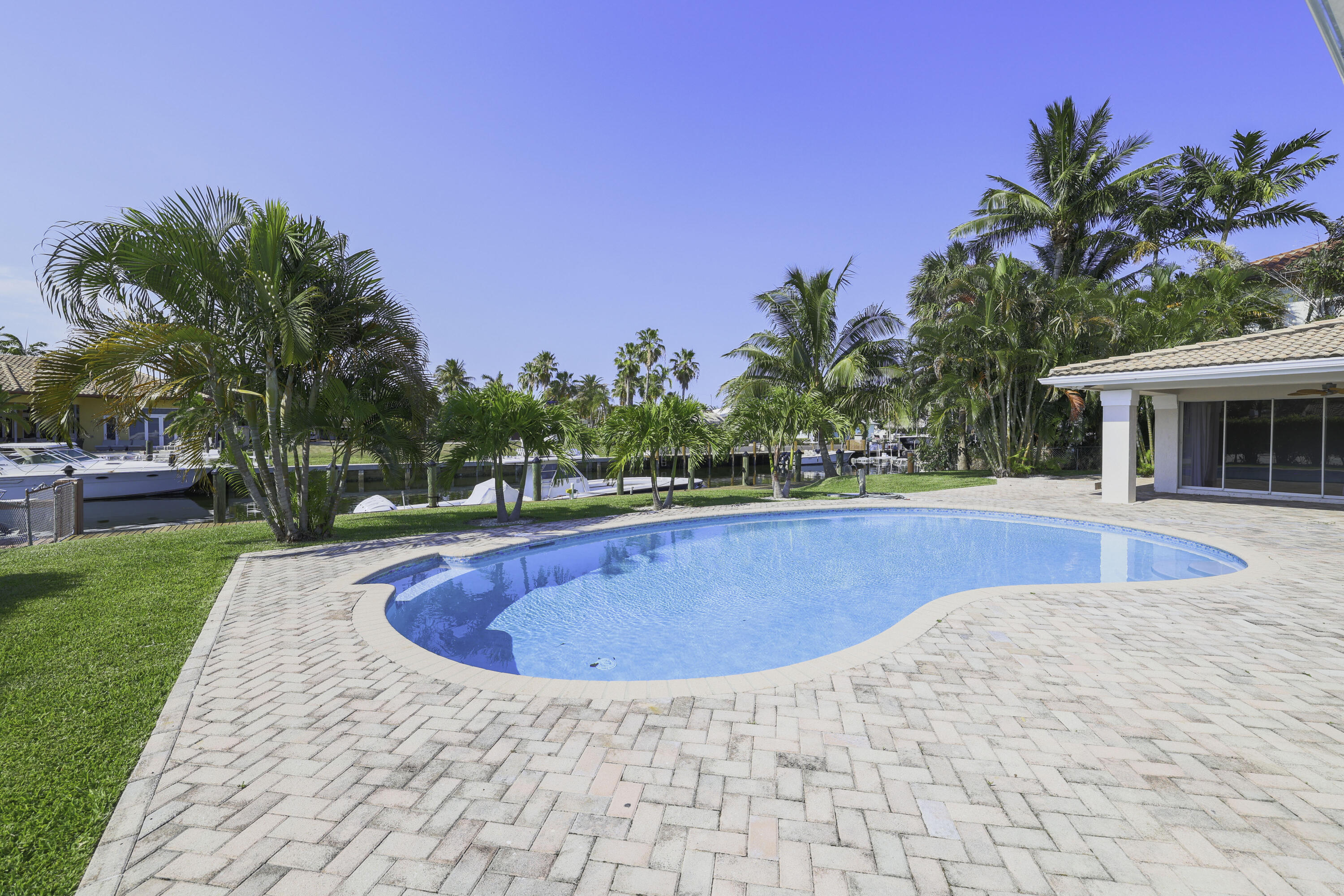 2265 NE 24th, Lighthouse Point FL 33064