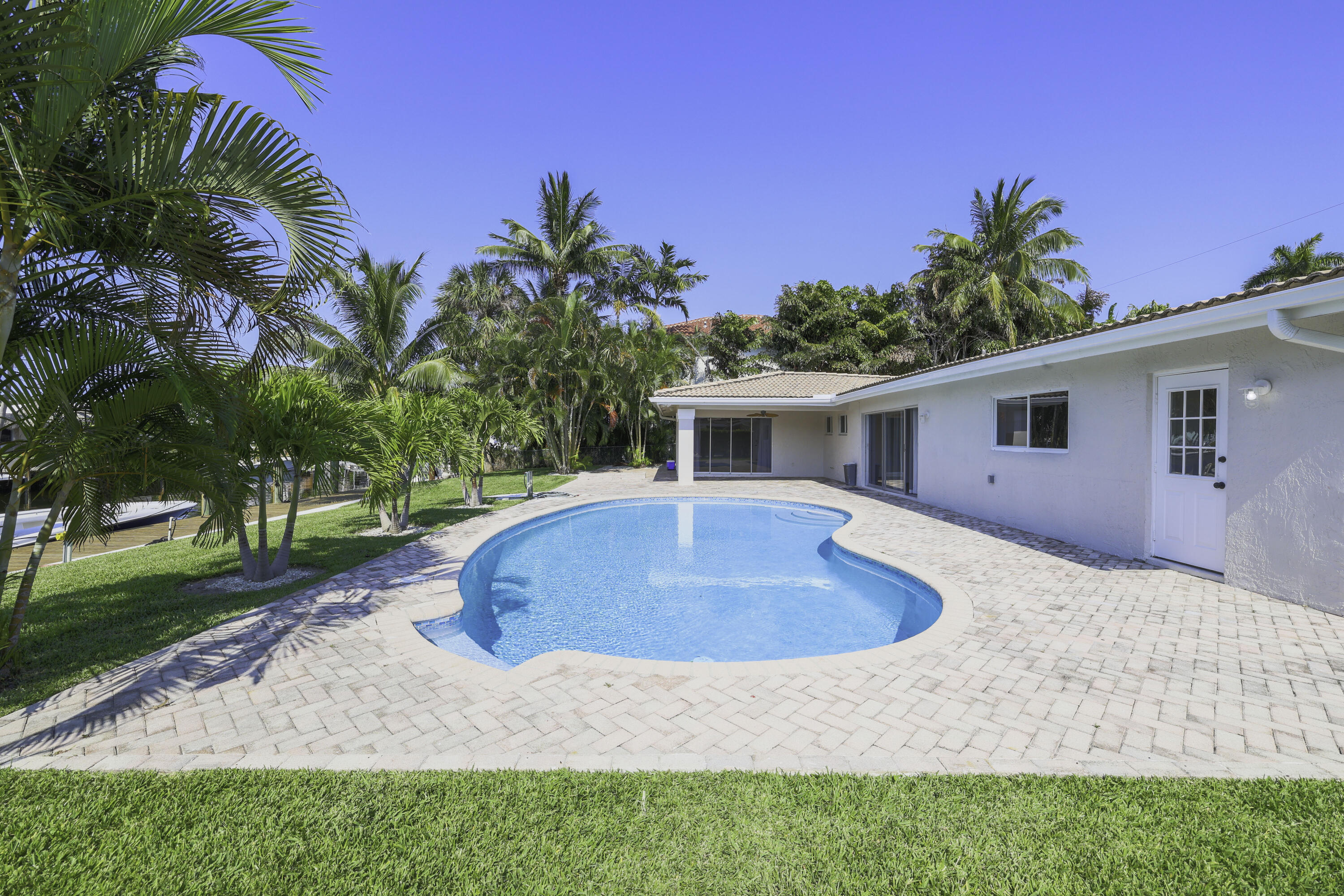 2265 NE 24th, Lighthouse Point FL 33064