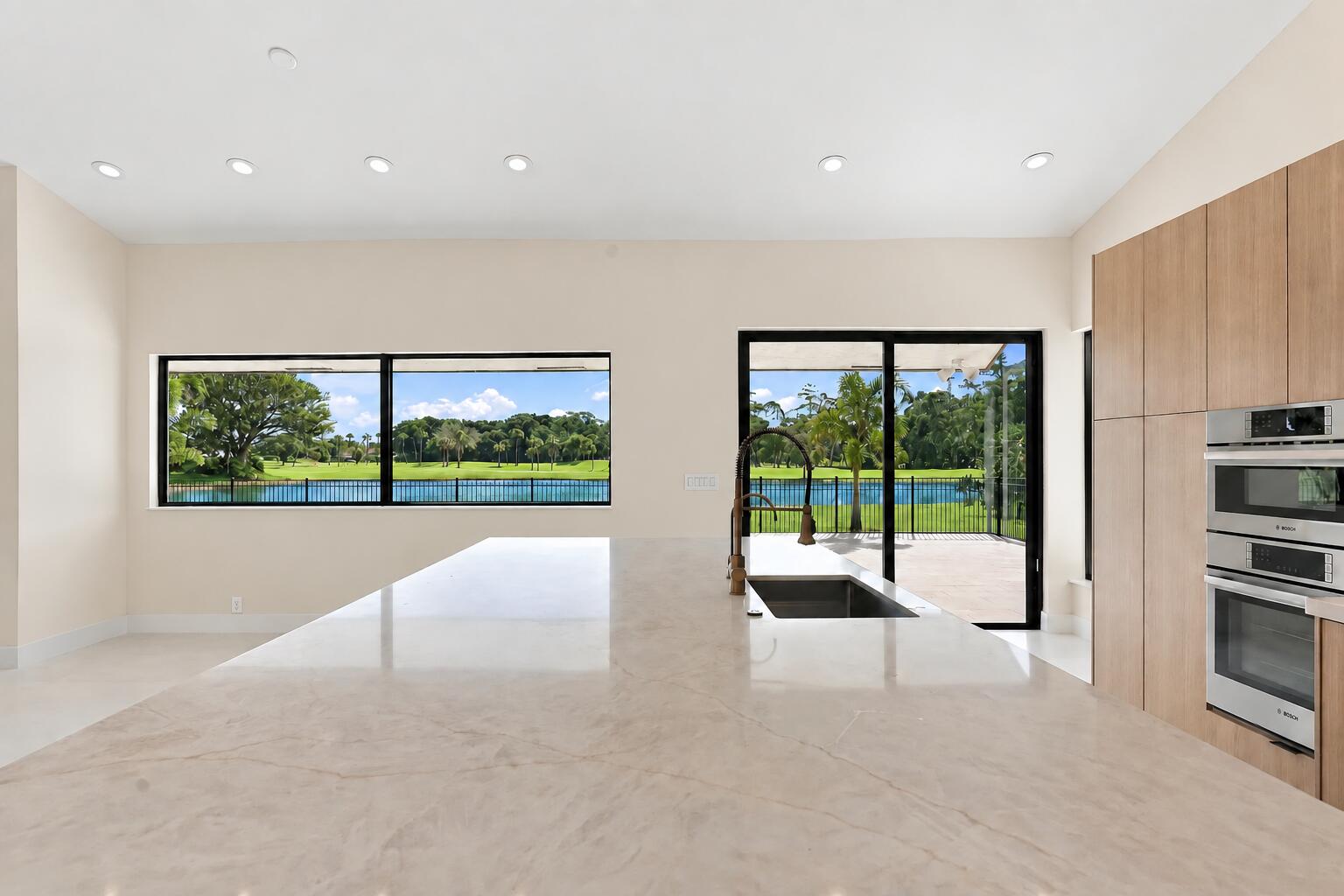 10941 BOCA WOODS, Boca Raton FL 33428