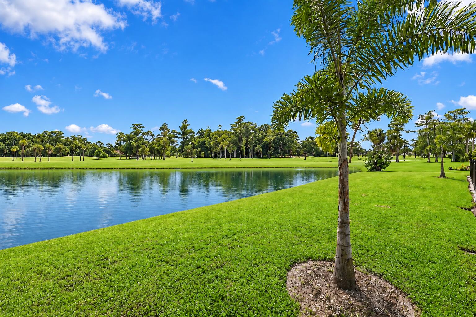 10941 BOCA WOODS, Boca Raton FL 33428