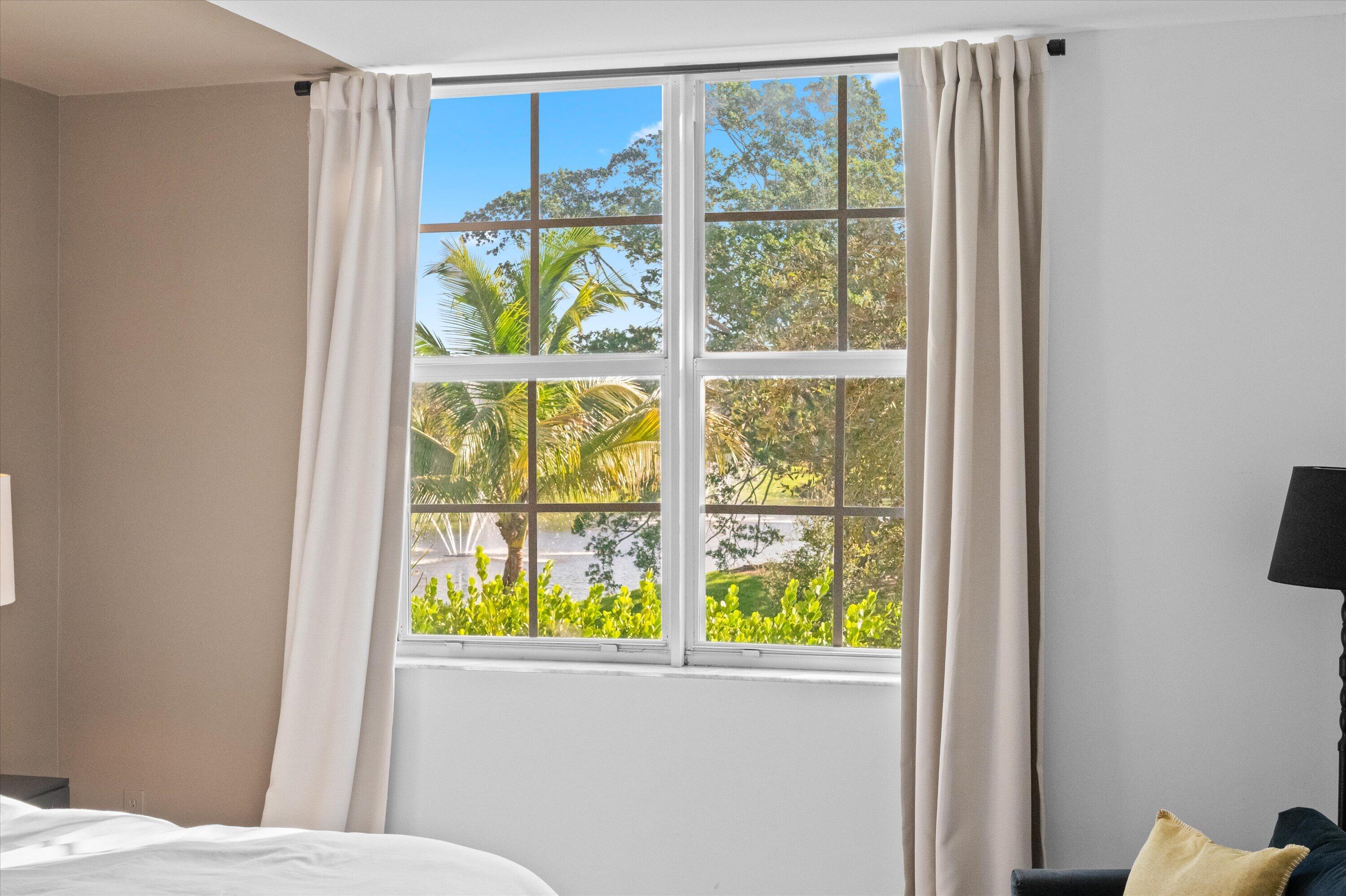 11750 SAINT ANDREWS #208, Wellington FL 33414