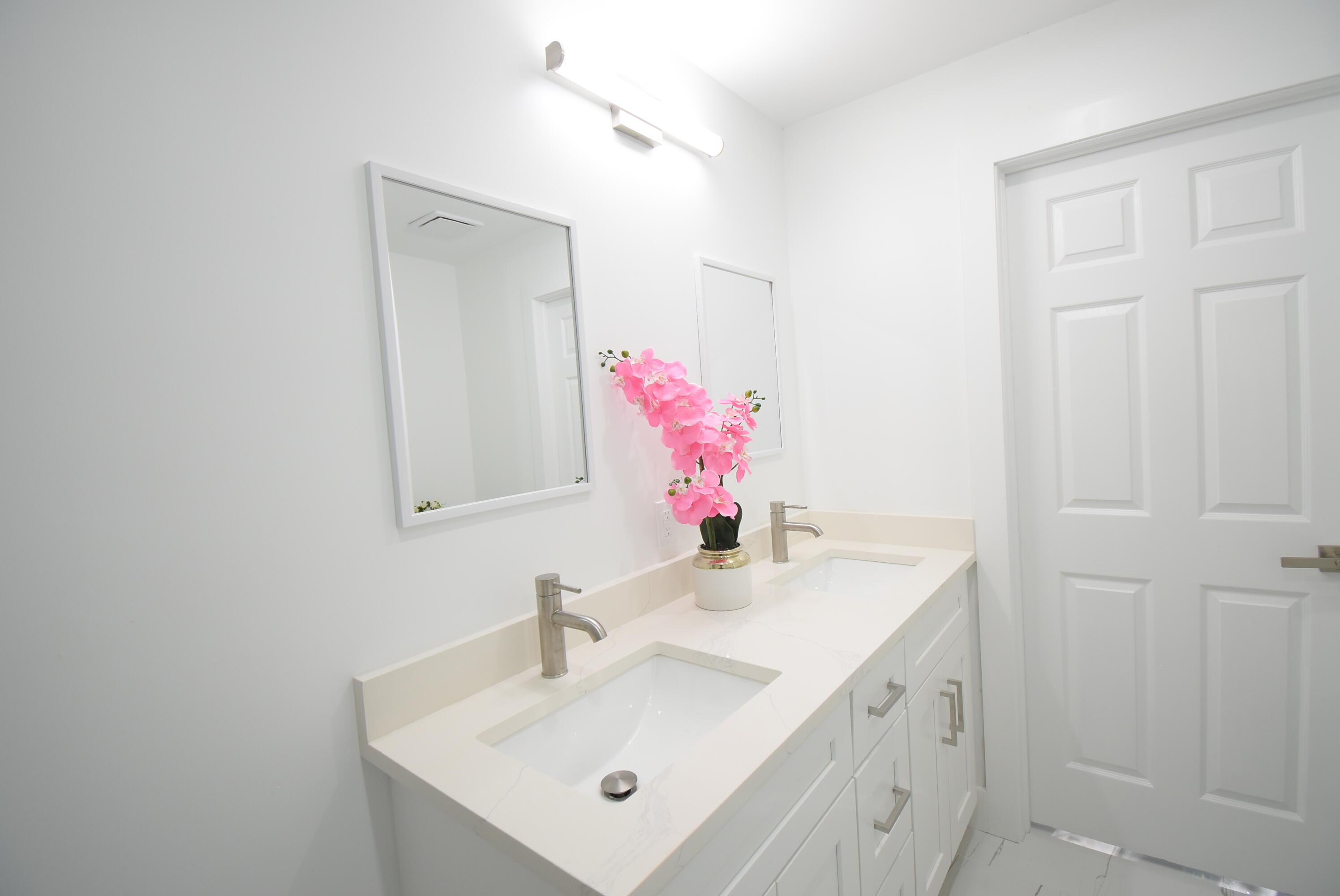 3541 NW 37th, Lauderdale Lakes FL 33309