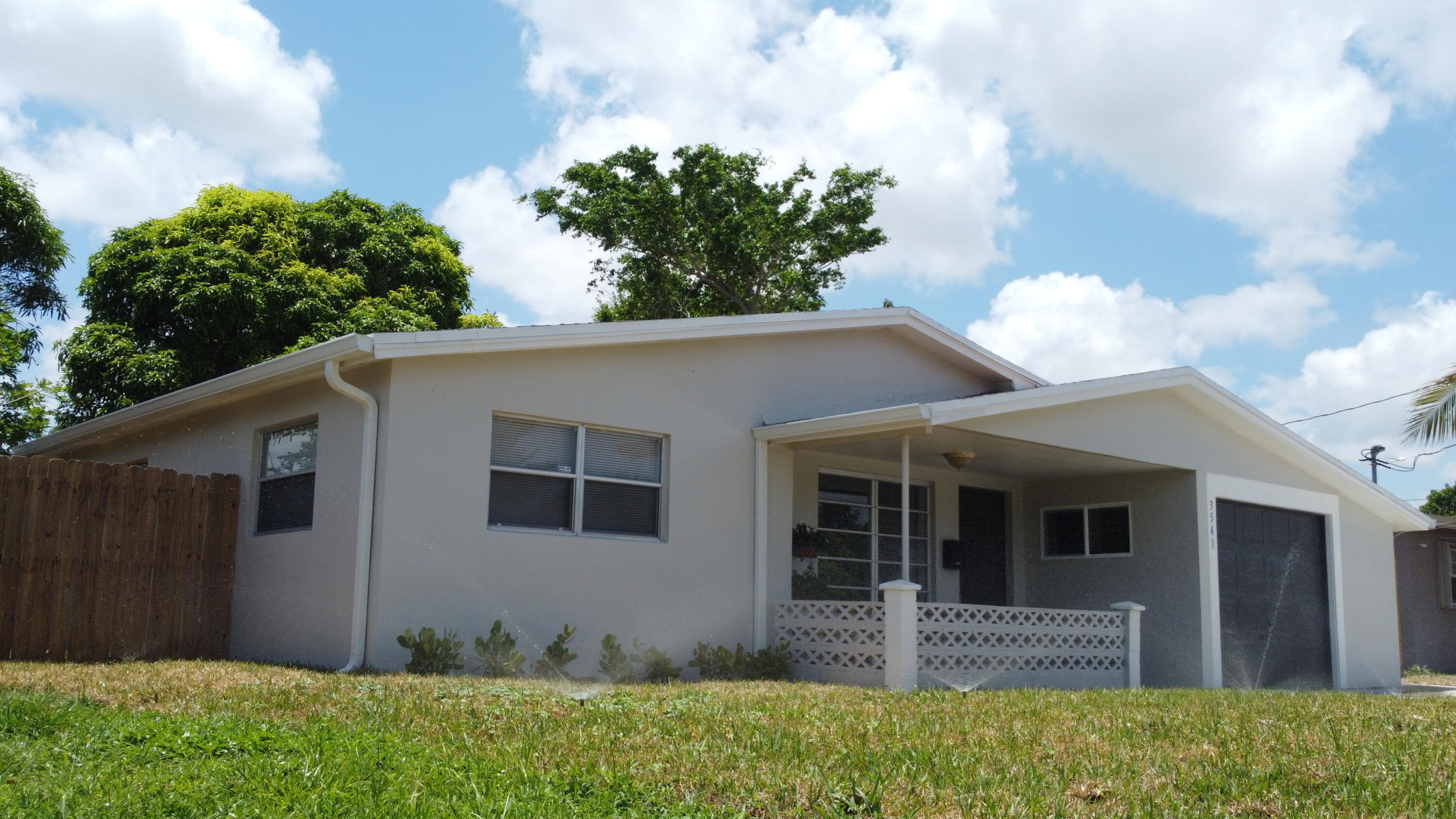3541 NW 37th, Lauderdale Lakes FL 33309