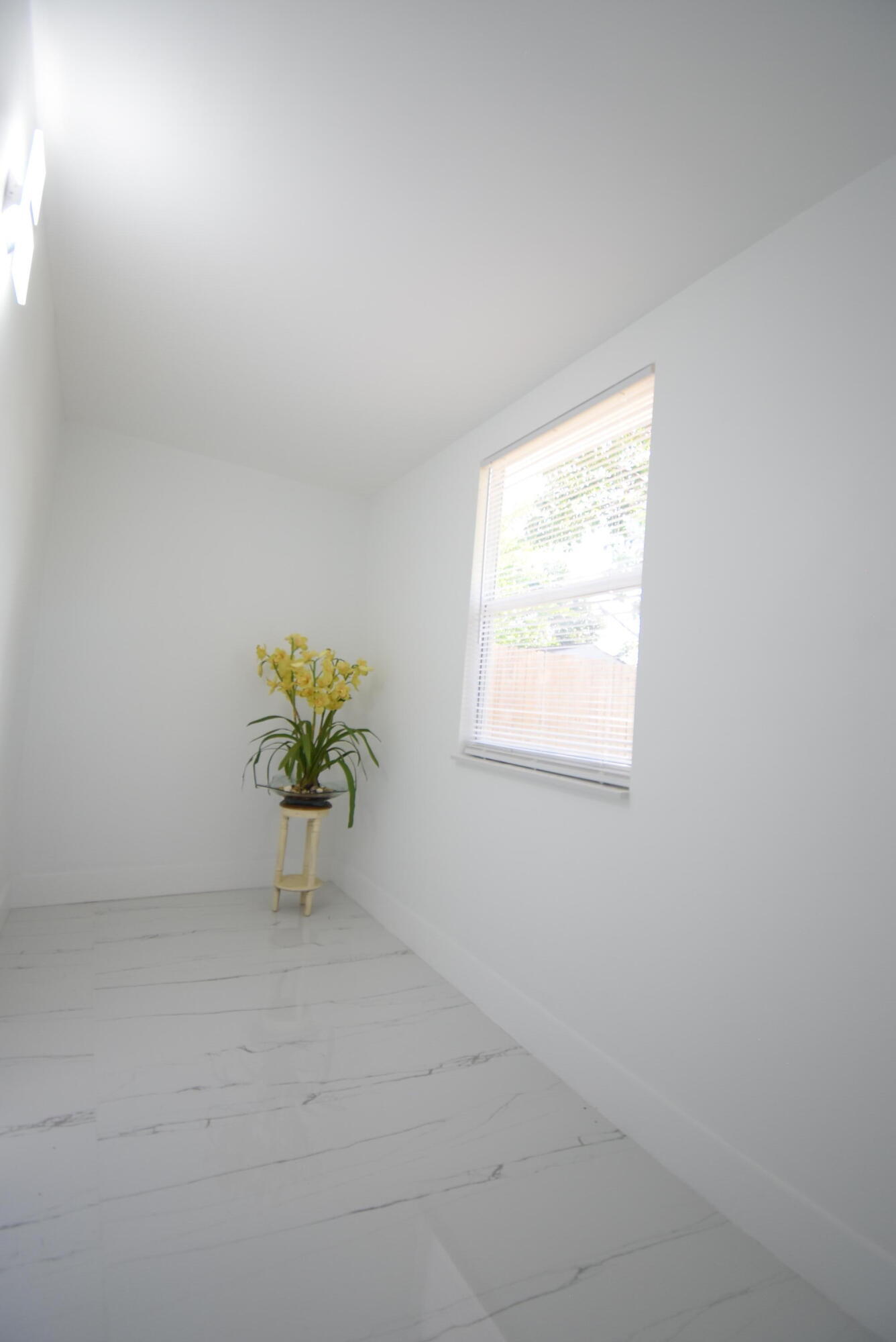 3541 NW 37th, Lauderdale Lakes FL 33309