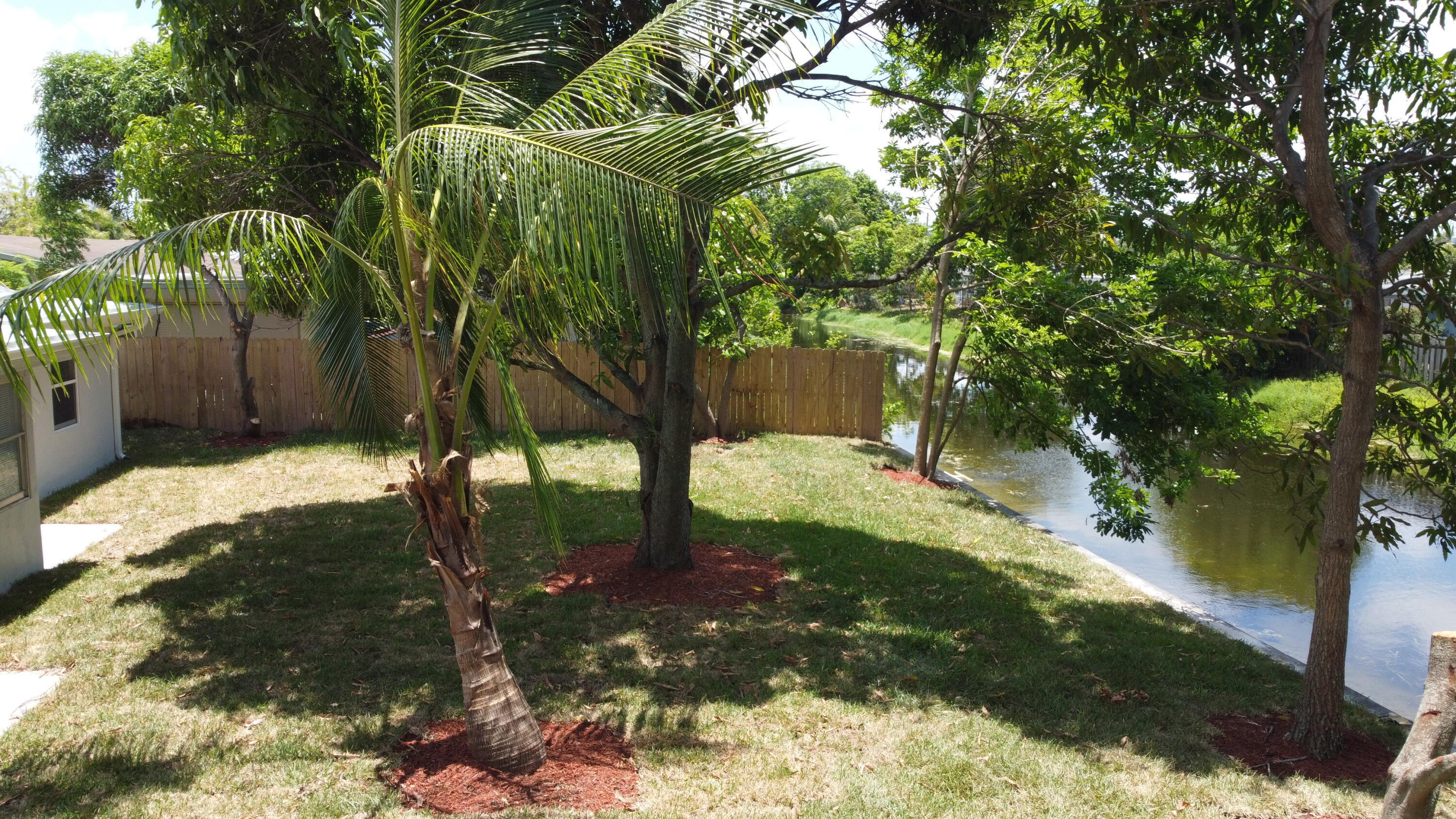 3541 NW 37th, Lauderdale Lakes FL 33309