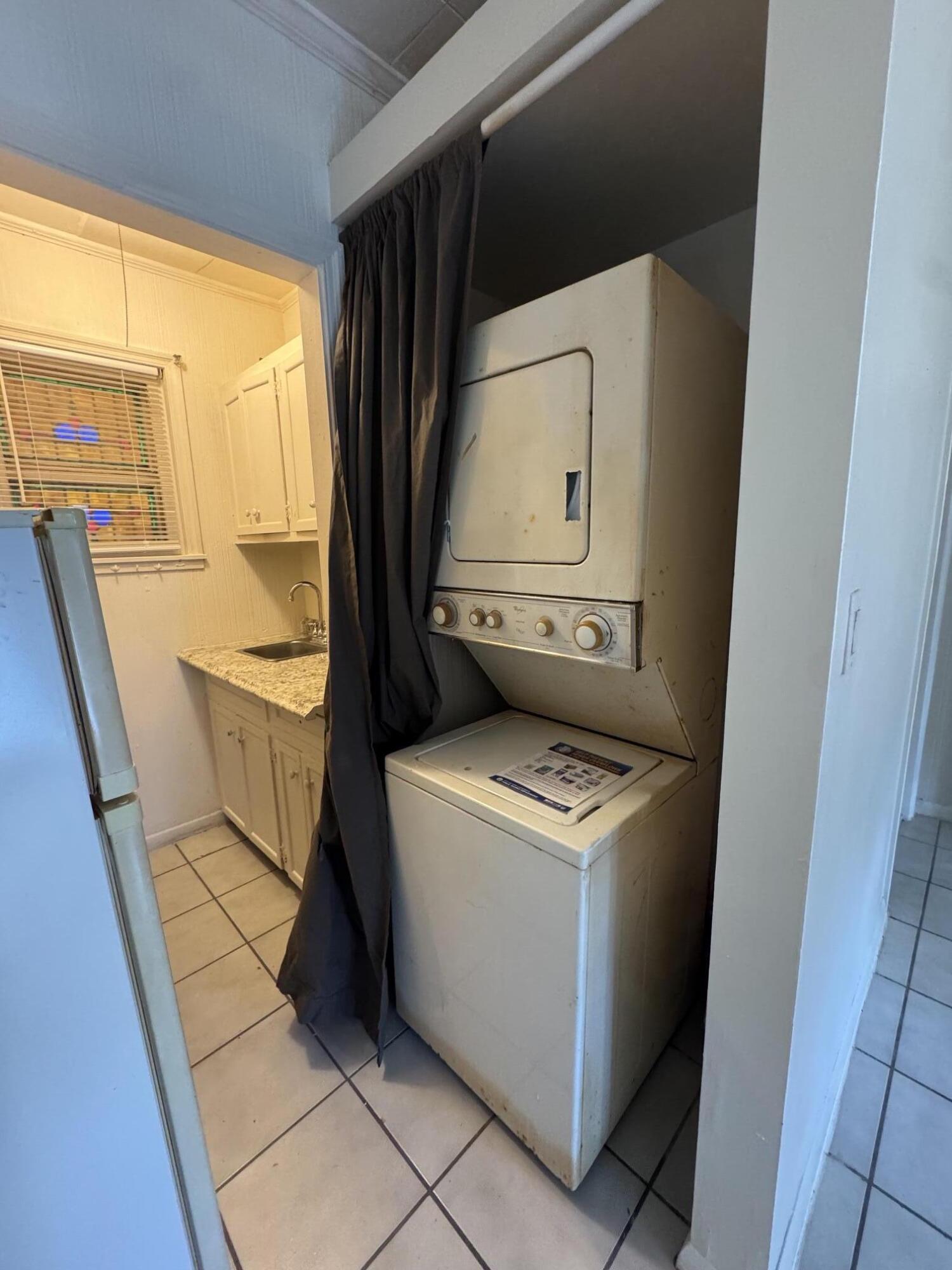 1217 SE 1ST, Fort Lauderdale FL 33301