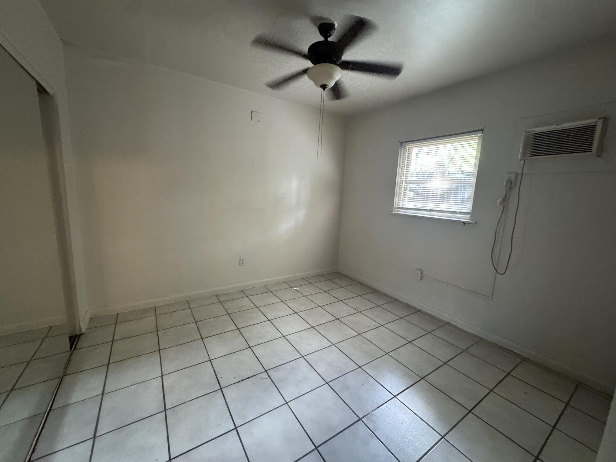 1217 SE 1ST, Fort Lauderdale FL 33301
