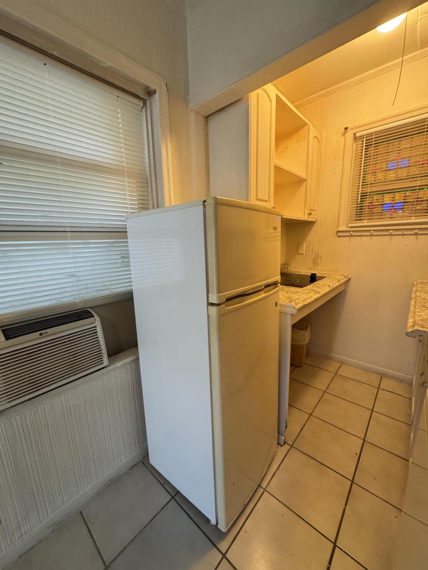 1217 SE 1ST, Fort Lauderdale FL 33301