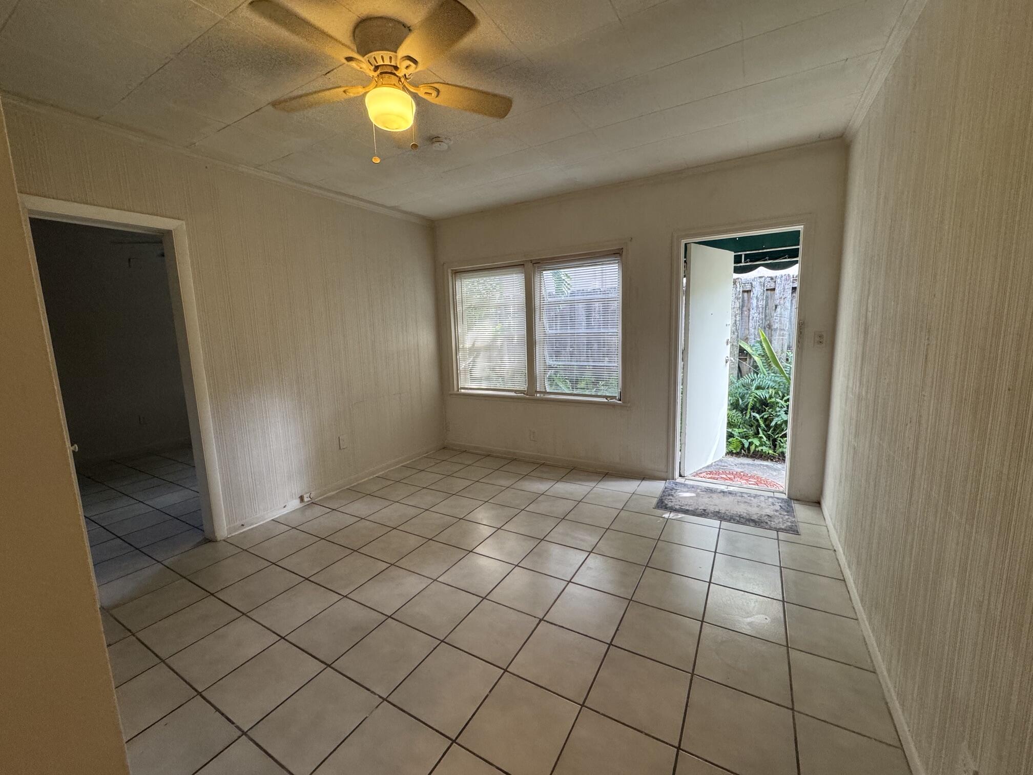 1217 SE 1ST, Fort Lauderdale FL 33301