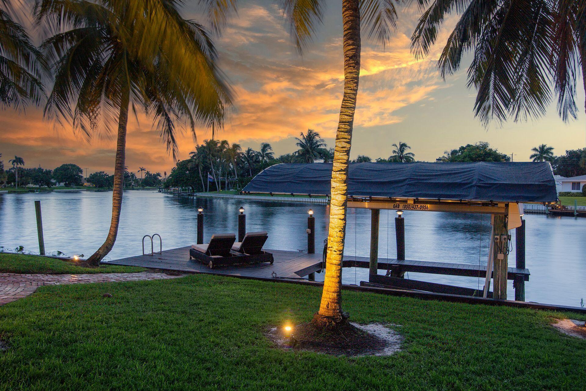 7813 Pine Tree, West Palm Beach FL 33406