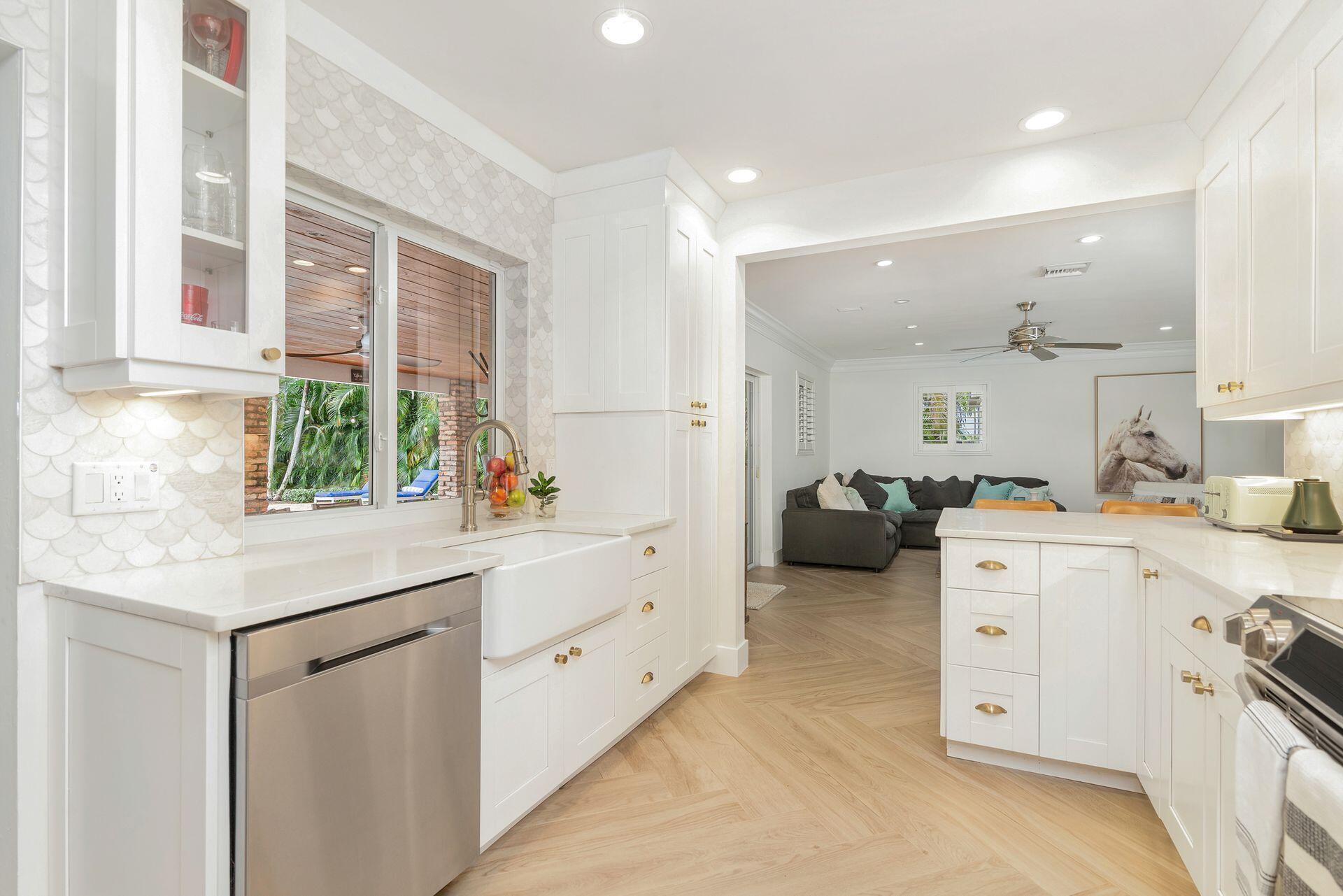 7813 Pine Tree, West Palm Beach FL 33406