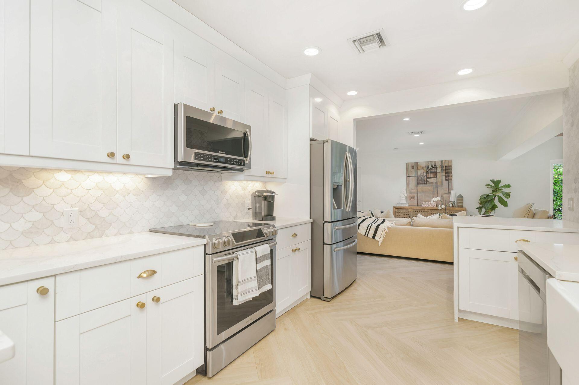 7813 Pine Tree, West Palm Beach FL 33406