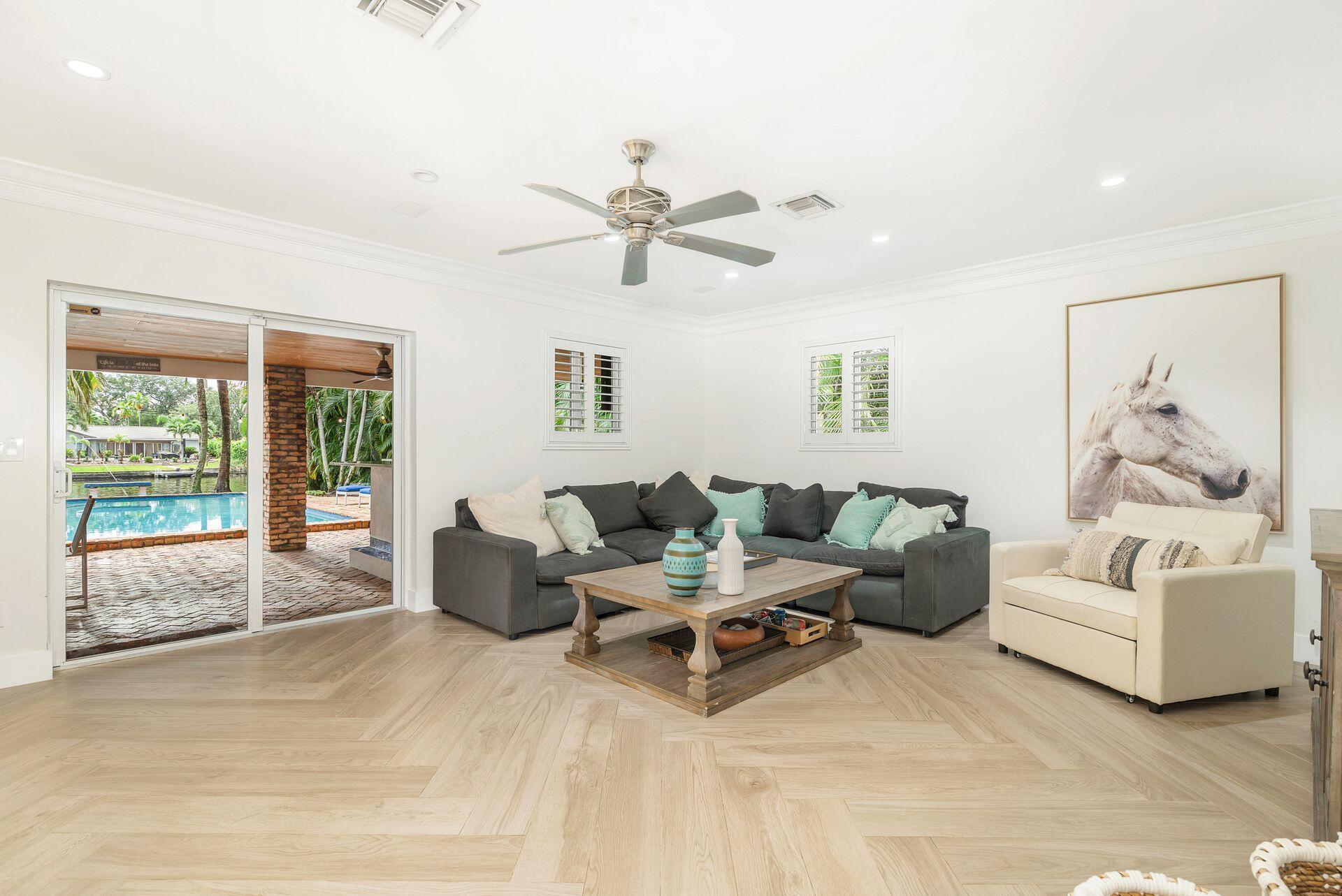 7813 Pine Tree, West Palm Beach FL 33406