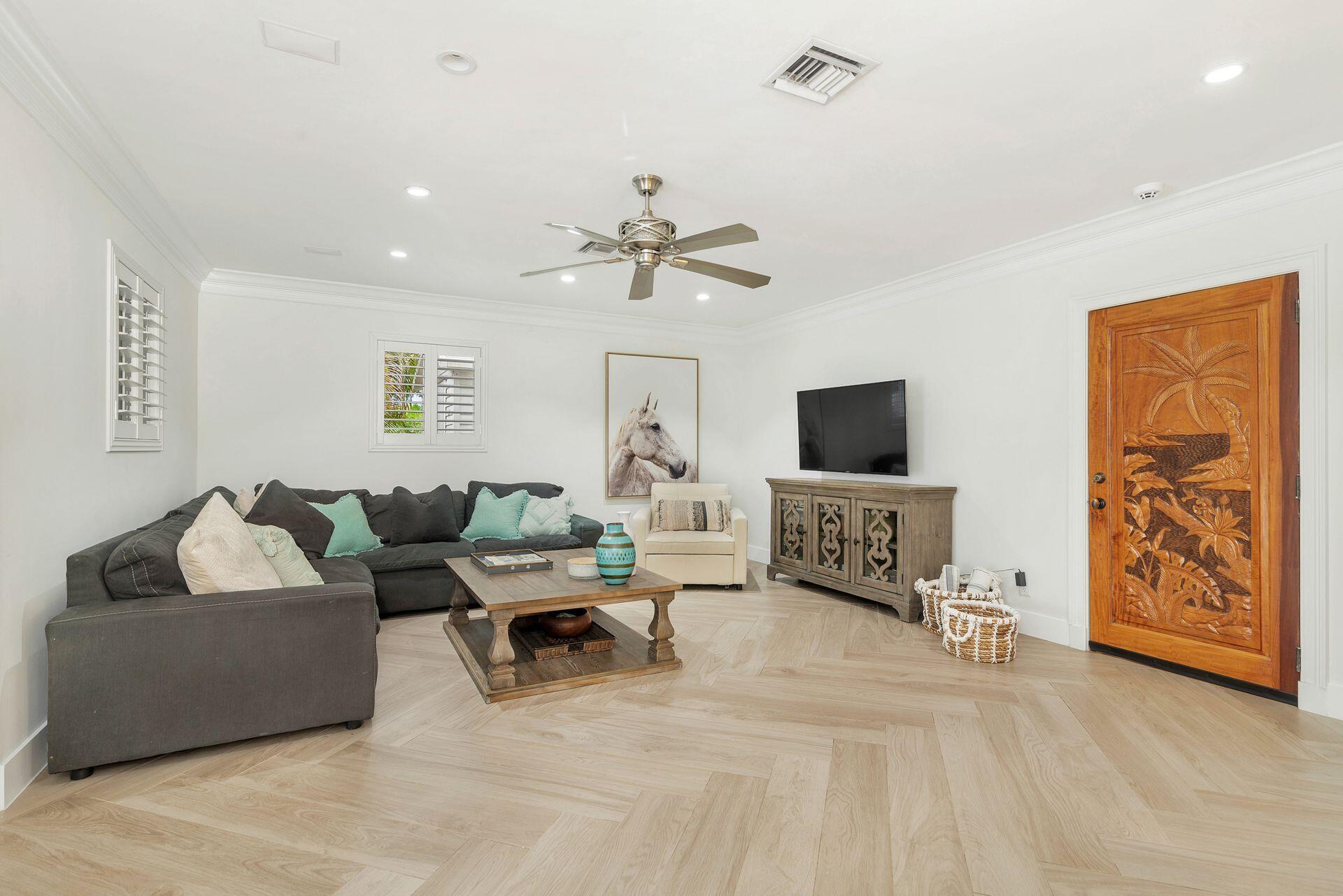 7813 Pine Tree, West Palm Beach FL 33406
