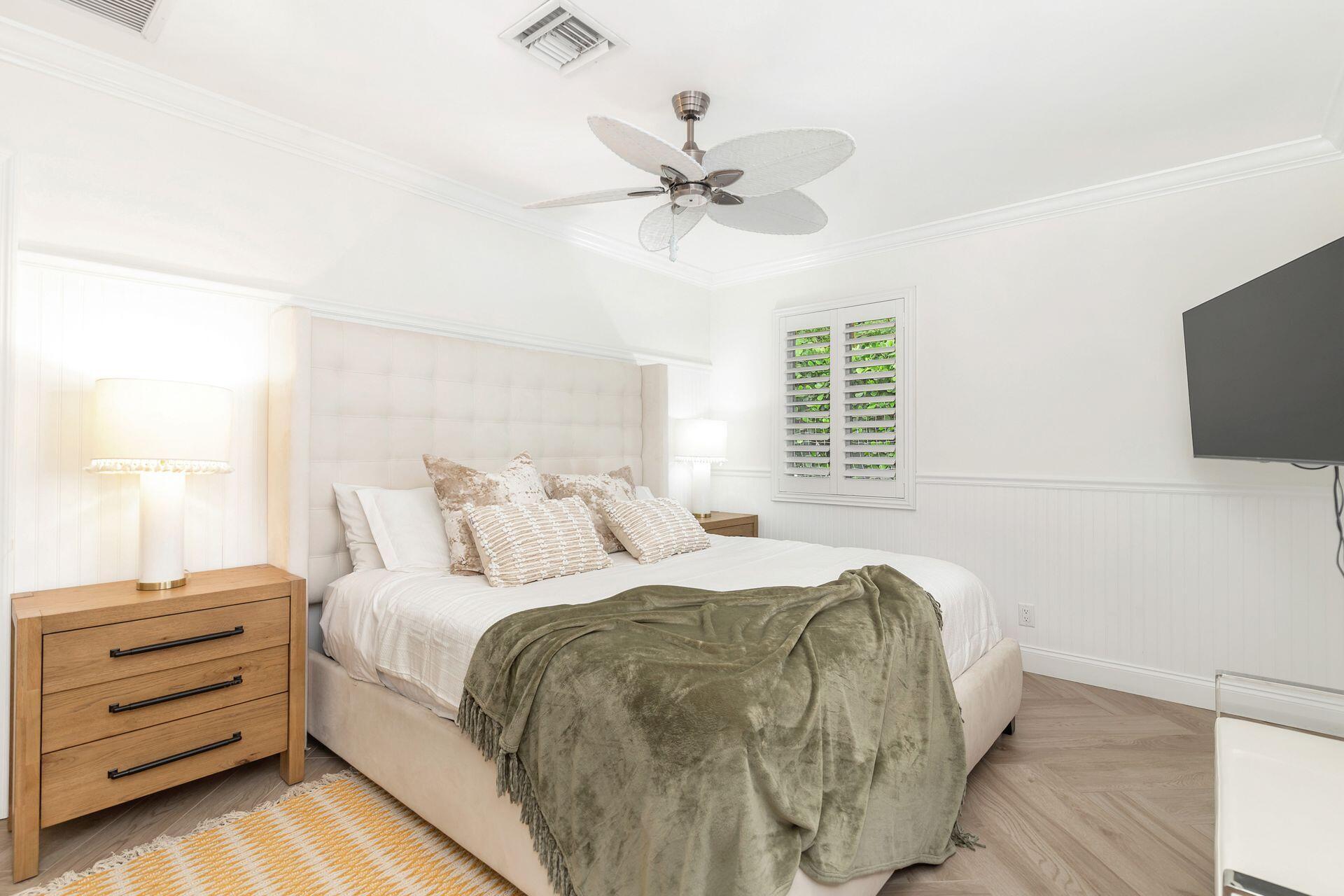 7813 Pine Tree, West Palm Beach FL 33406